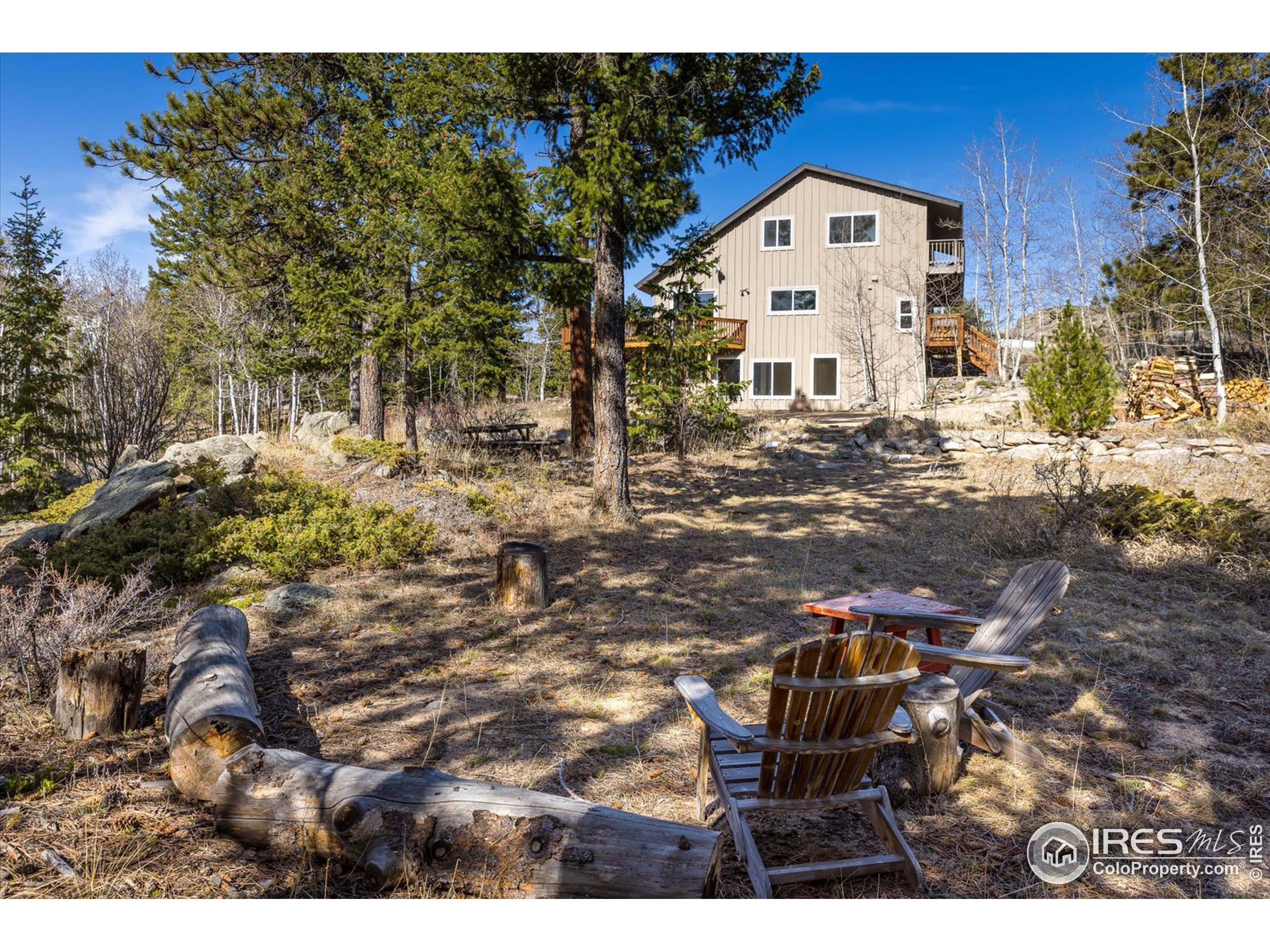198 Frontier Ln