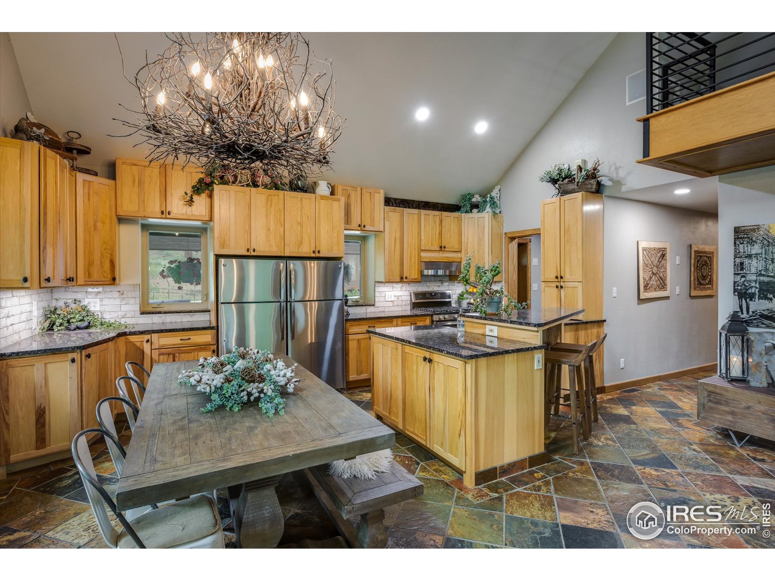 187 Lynx Dr