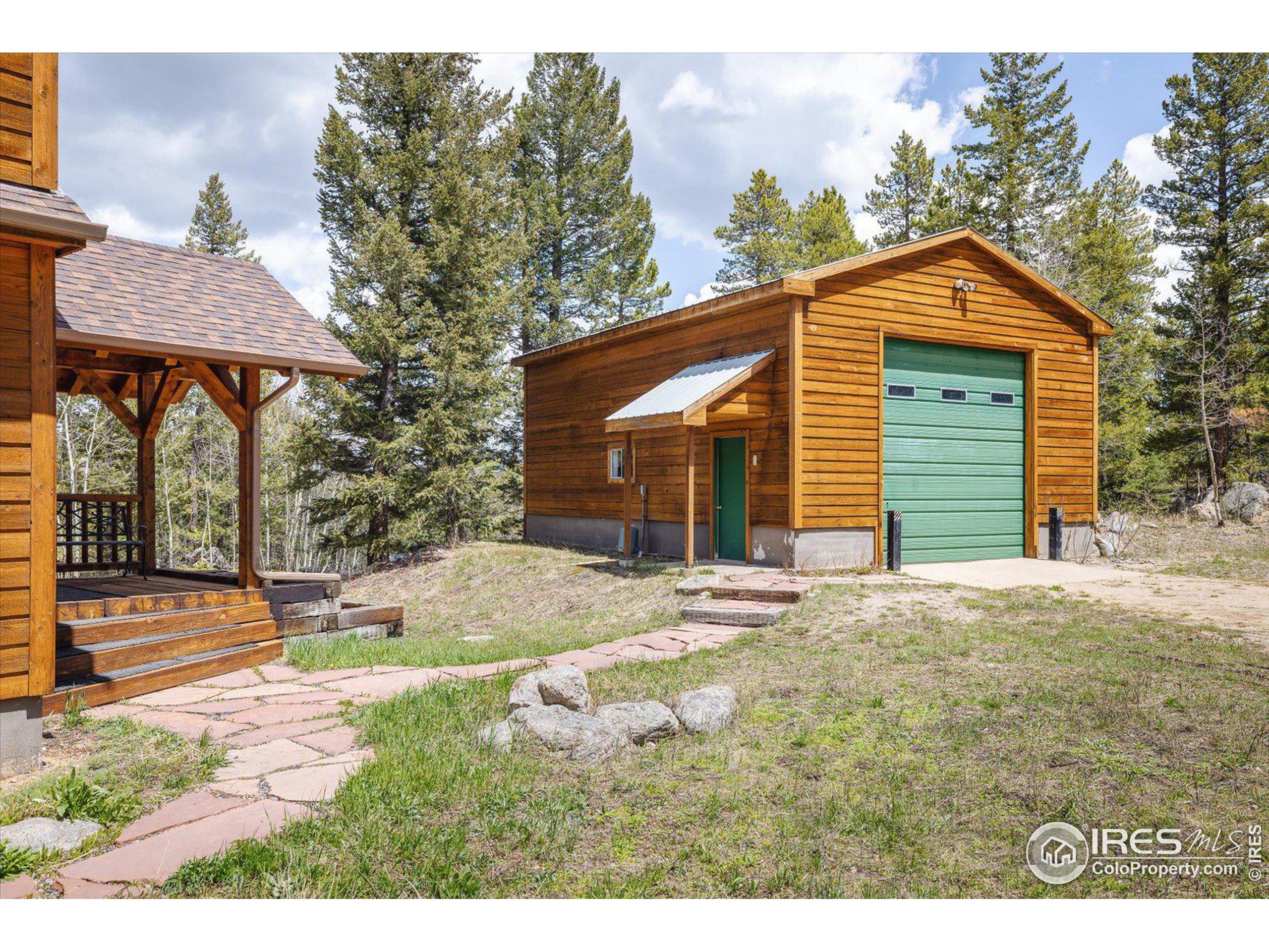 394 Ponderosa Way