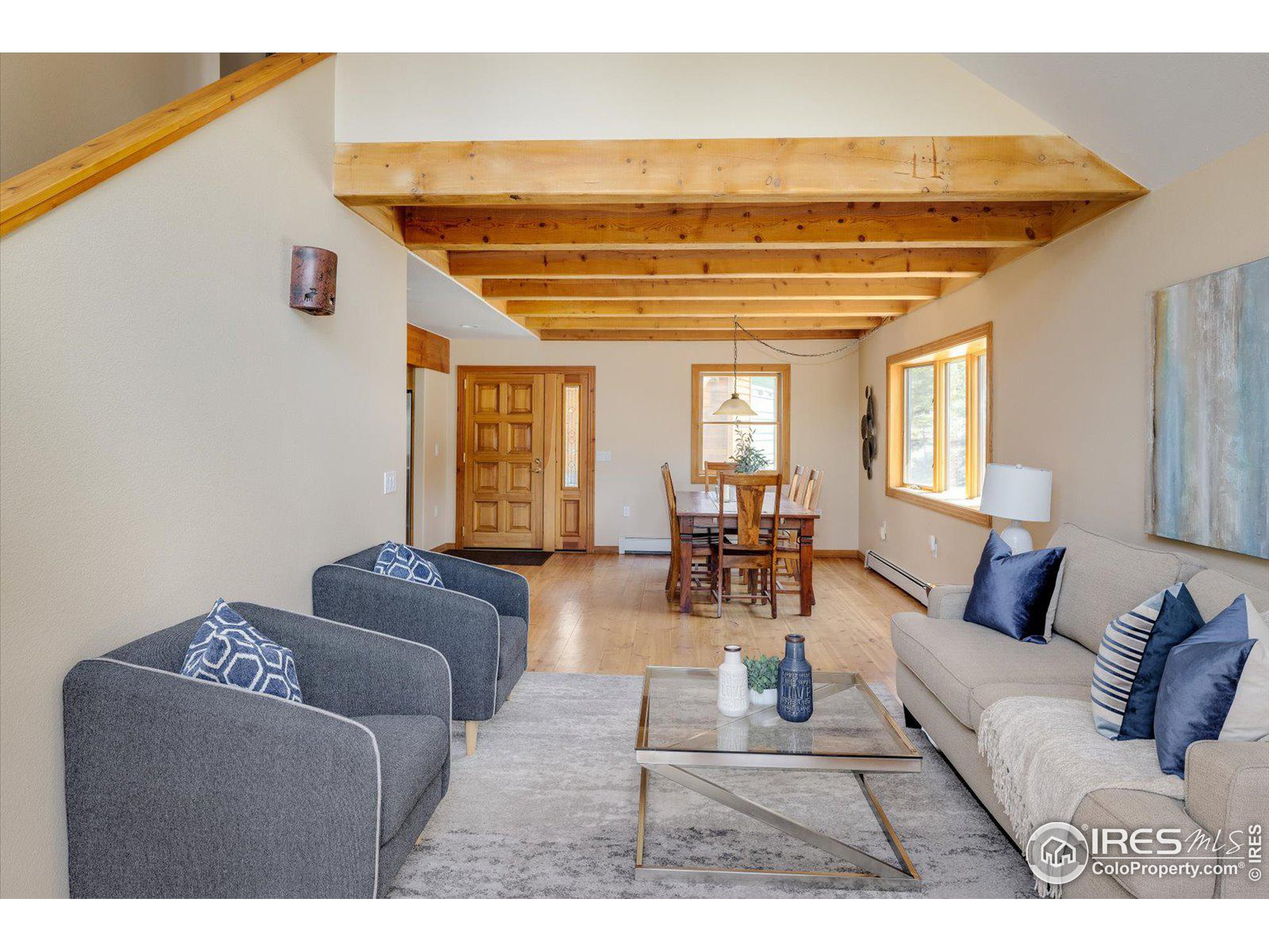 394 Ponderosa Way