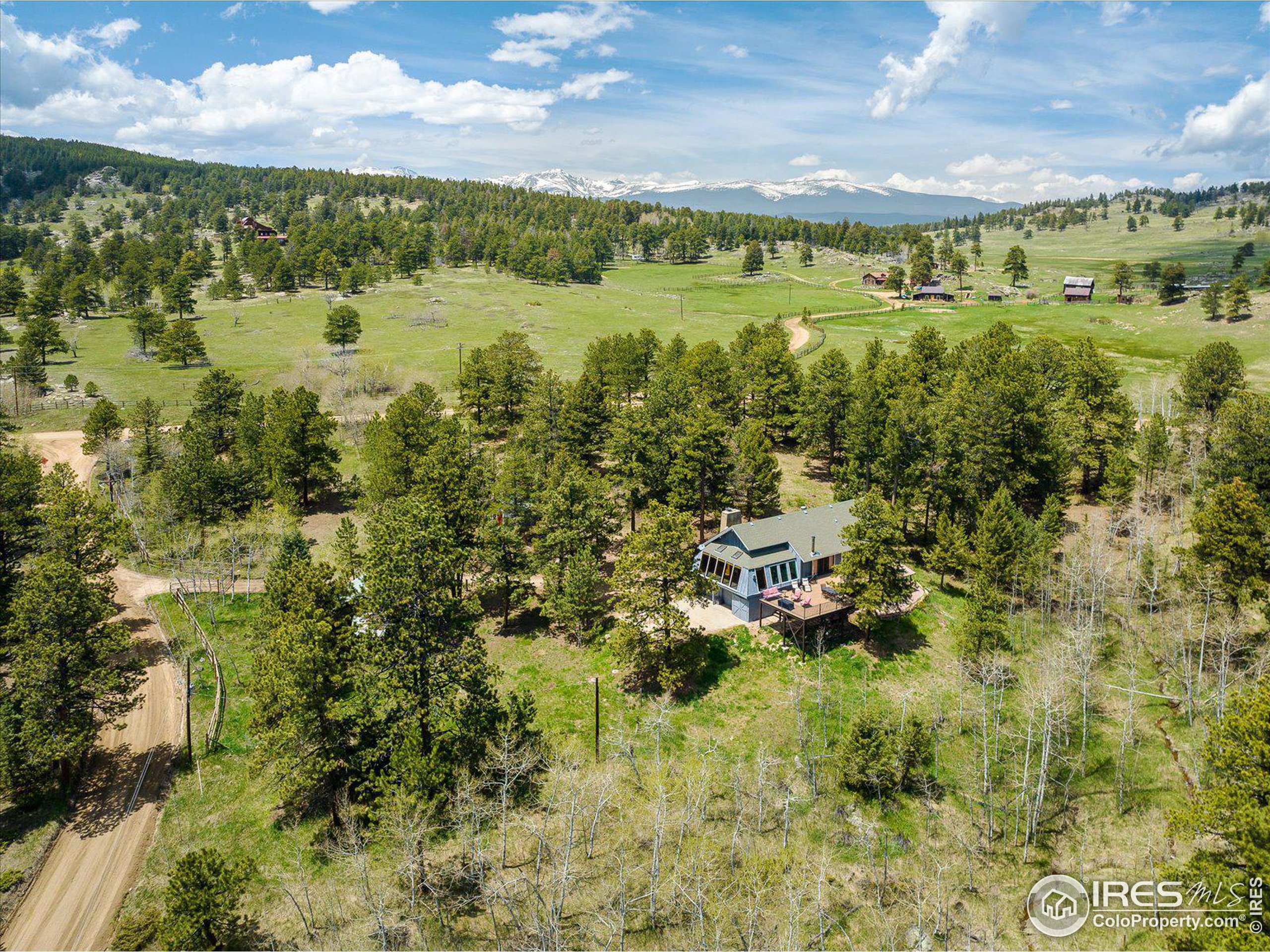 37 Pine Glade Rd