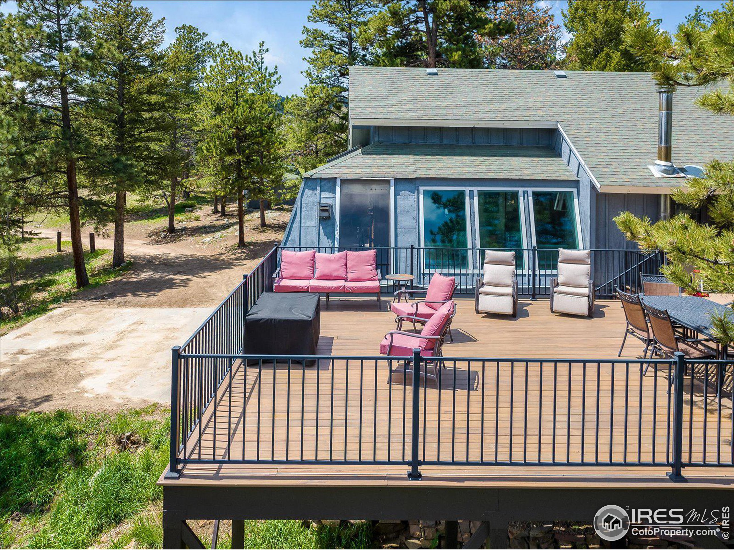 37 Pine Glade Rd