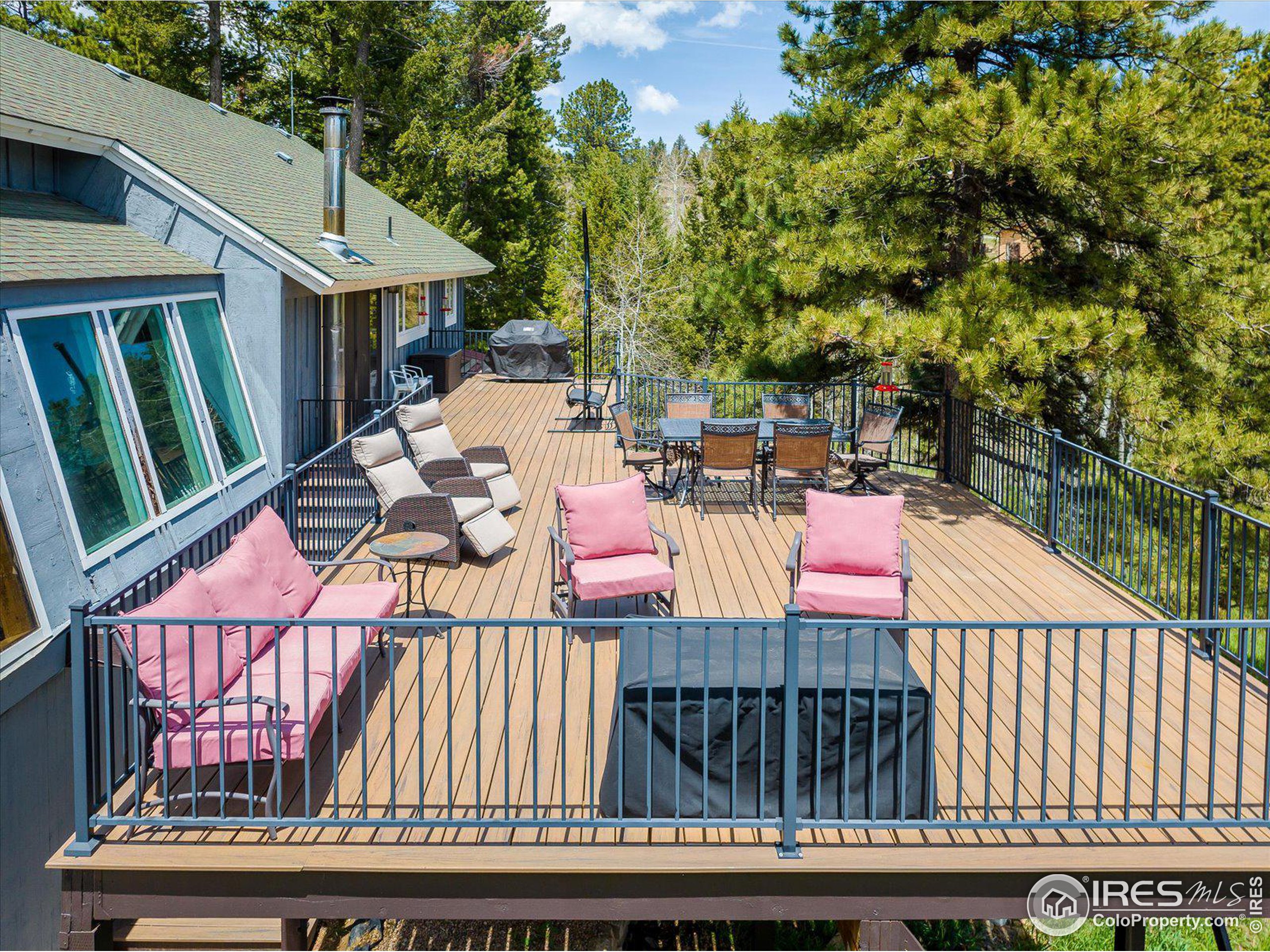 37 Pine Glade Rd