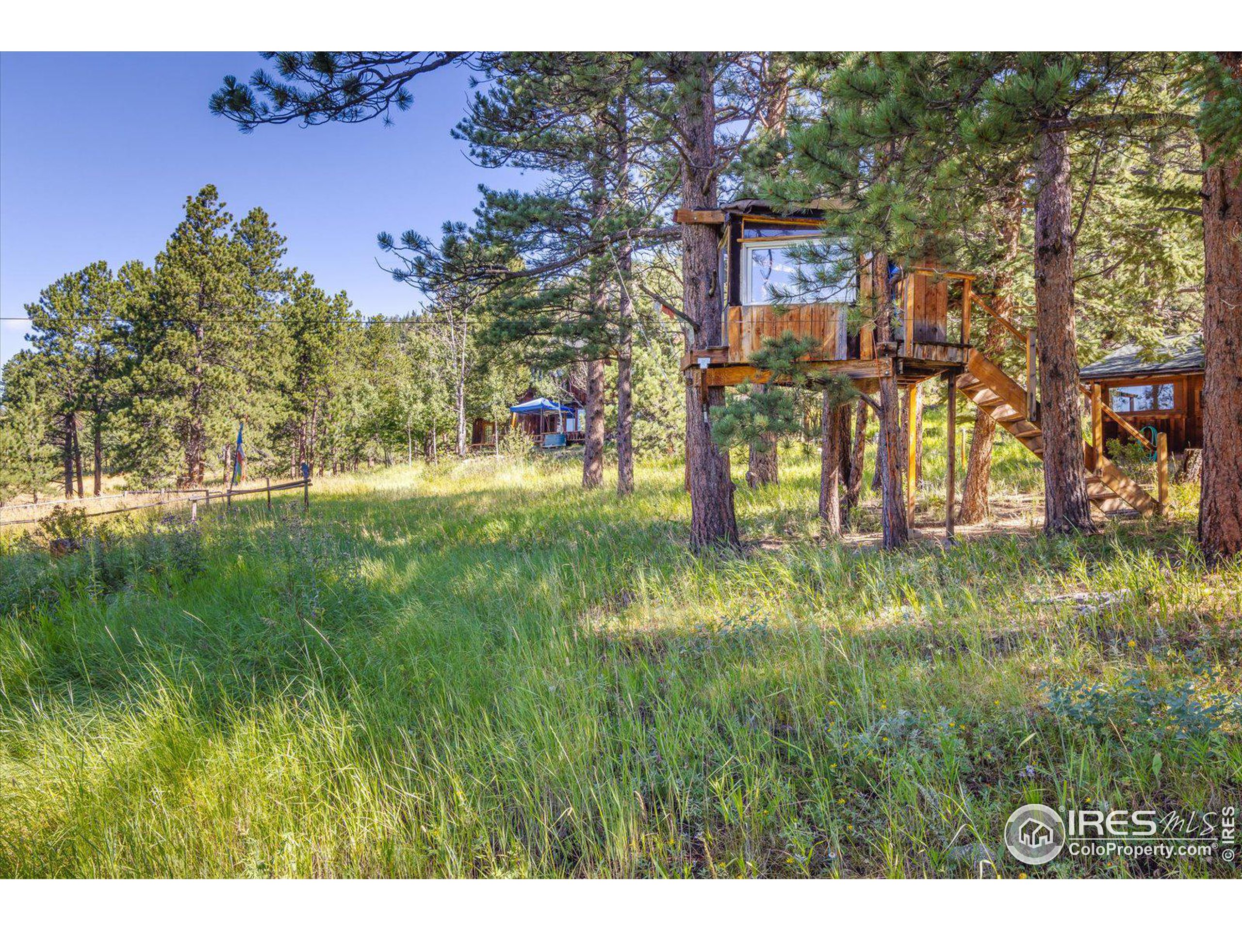 1567 Twin Sisters Rd