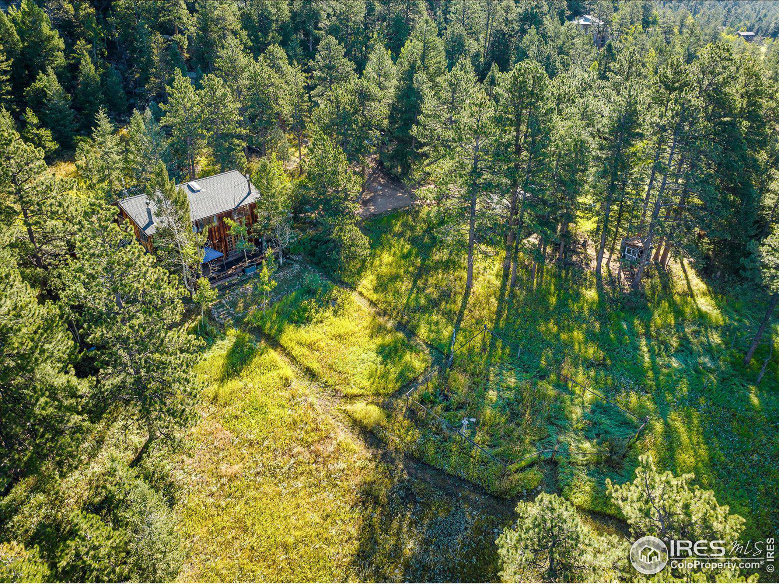 1567 Twin Sisters Rd