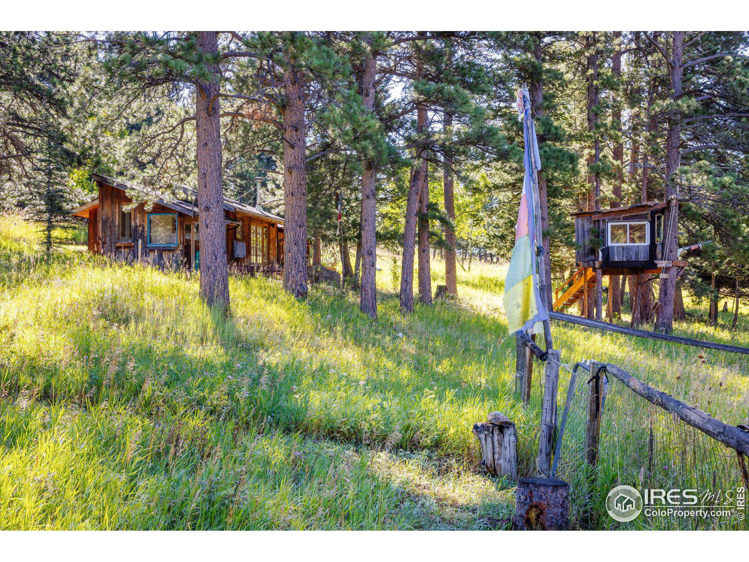 1567 Twin Sisters Rd