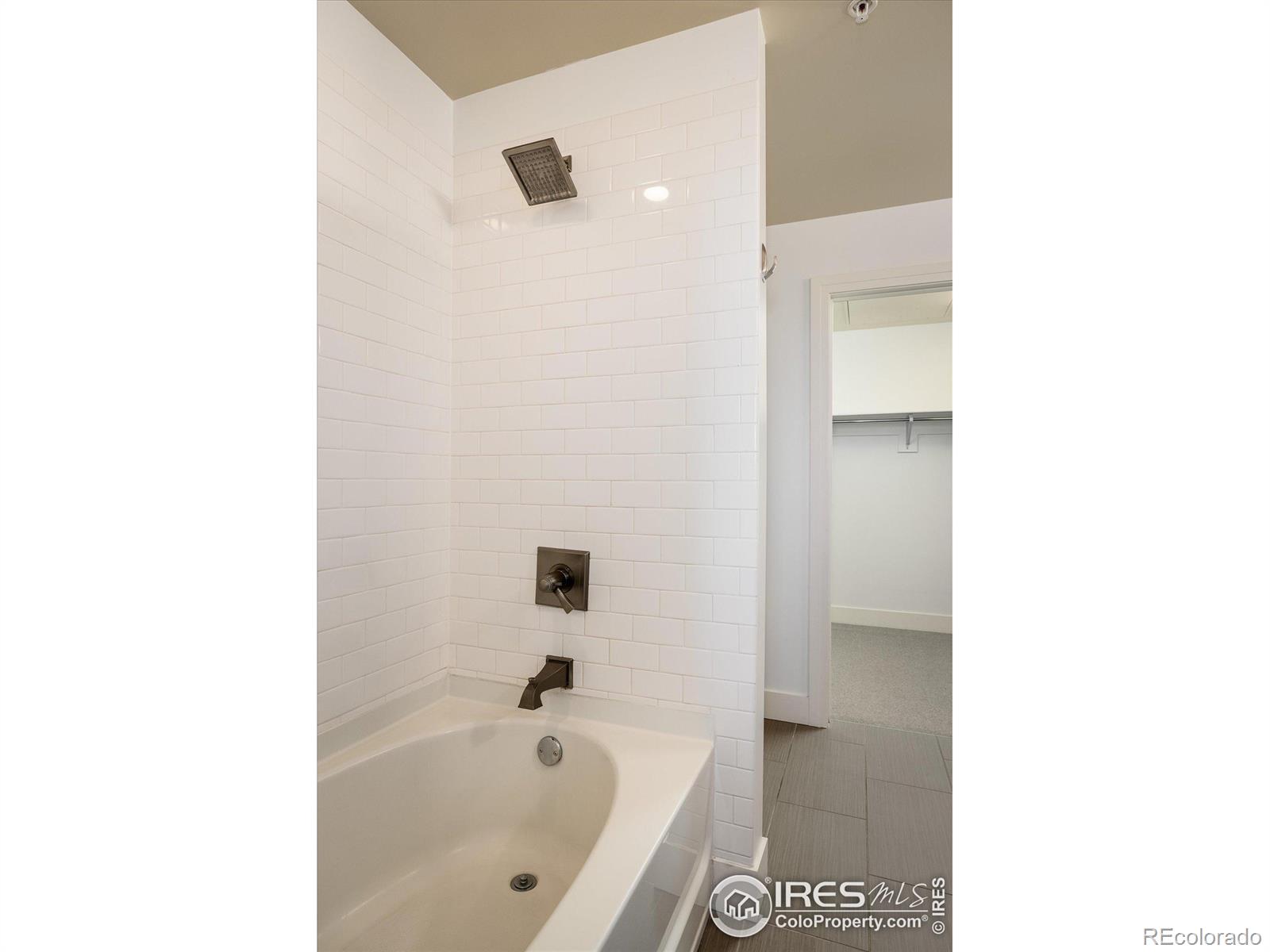 3401 Arapahoe Avenue Unit: 210