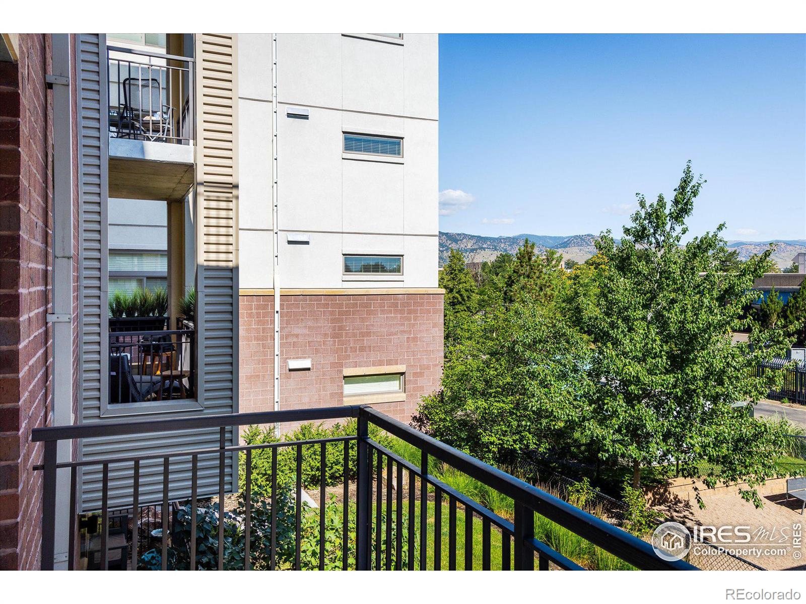 3401 Arapahoe Avenue Unit: 210