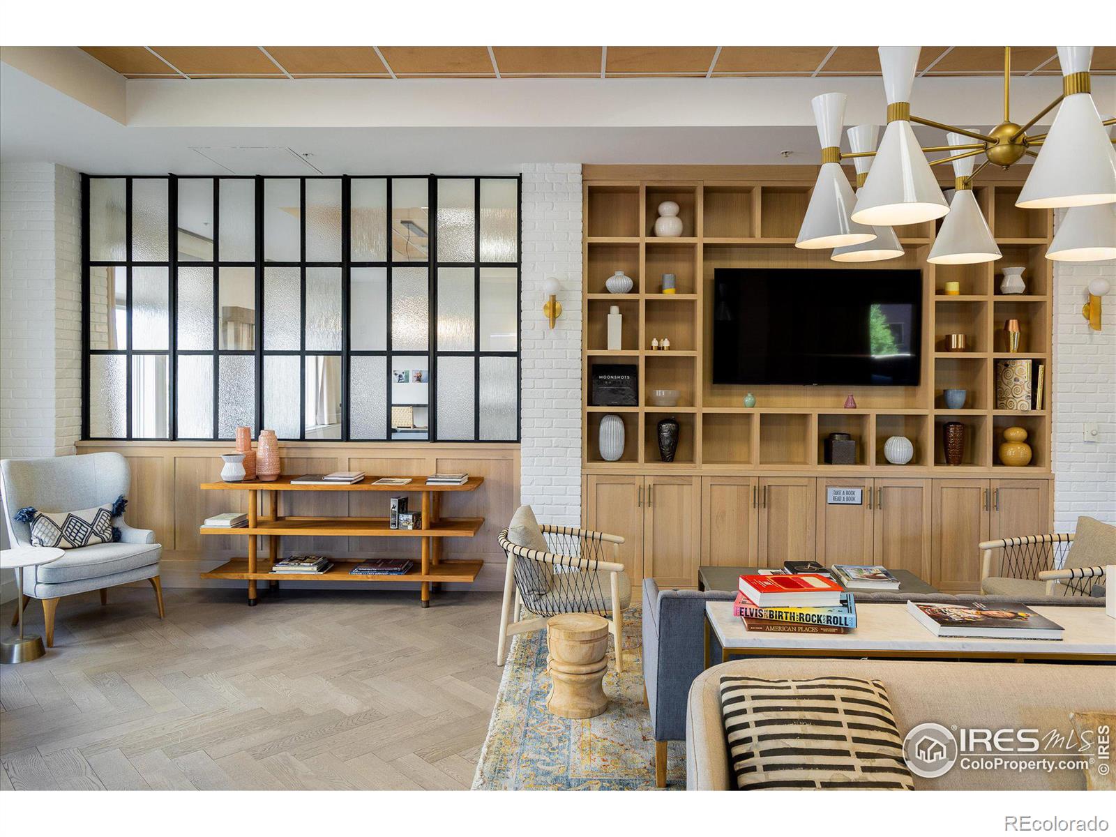 3401 Arapahoe Avenue Unit: 210