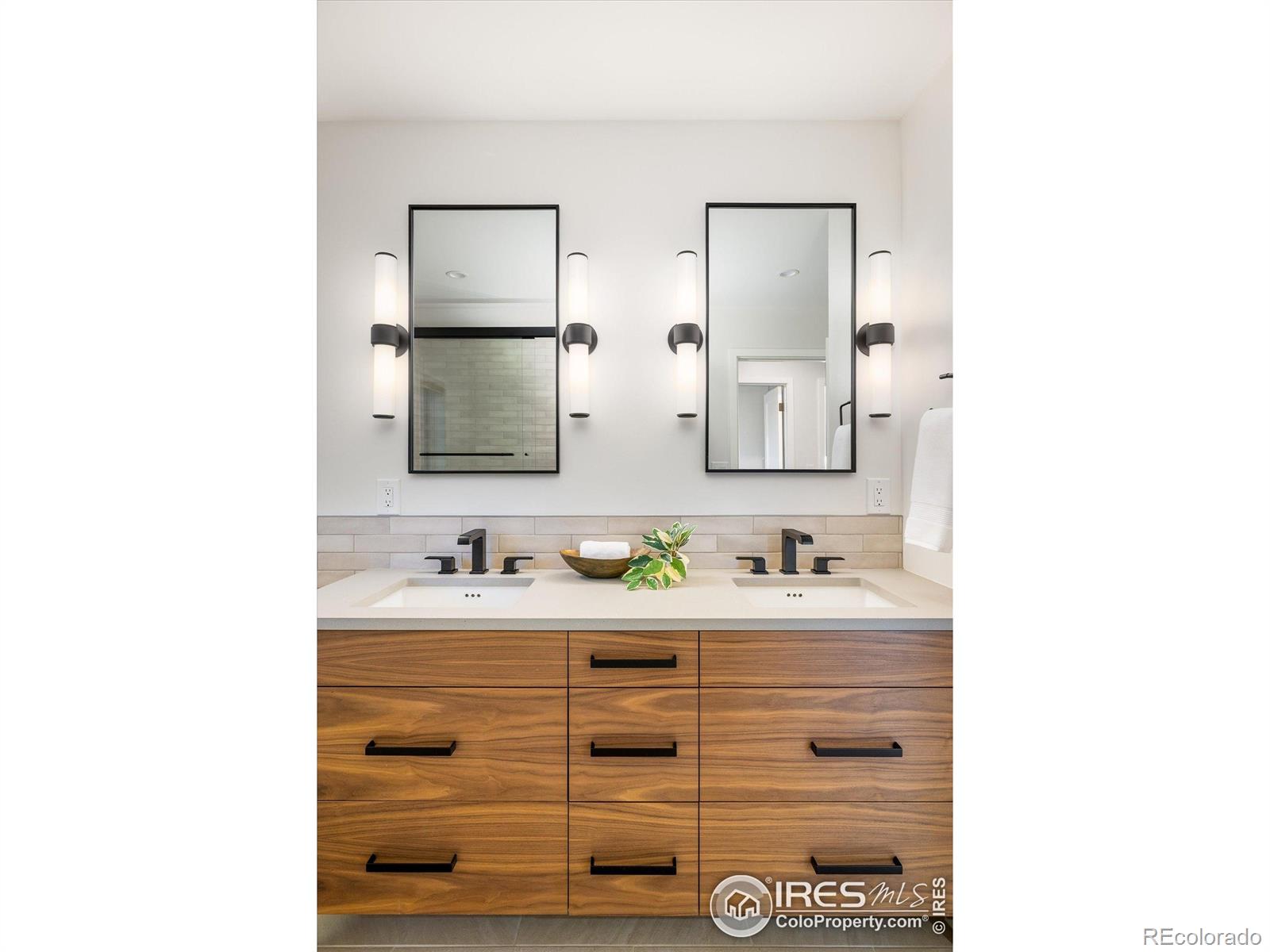 2581 Briarwood Drive