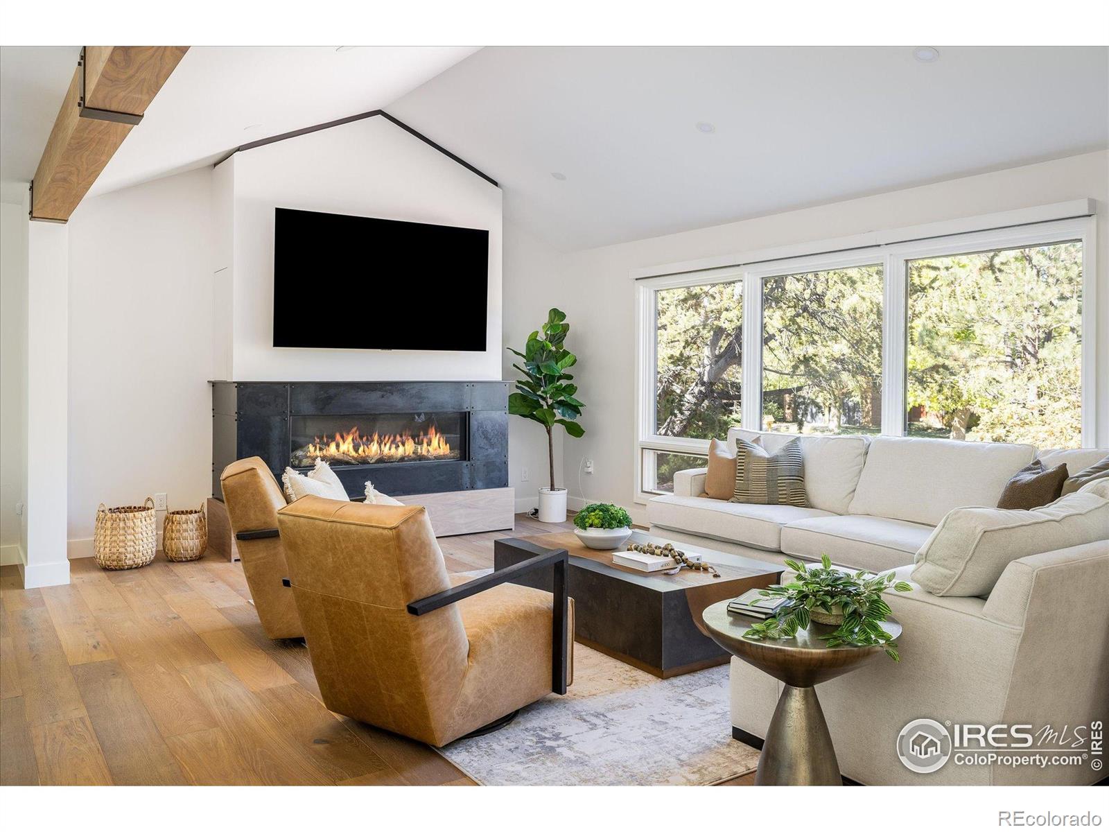 2581 Briarwood Drive