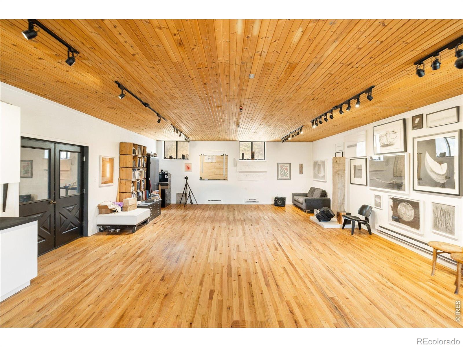 6583 Magnolia Drive