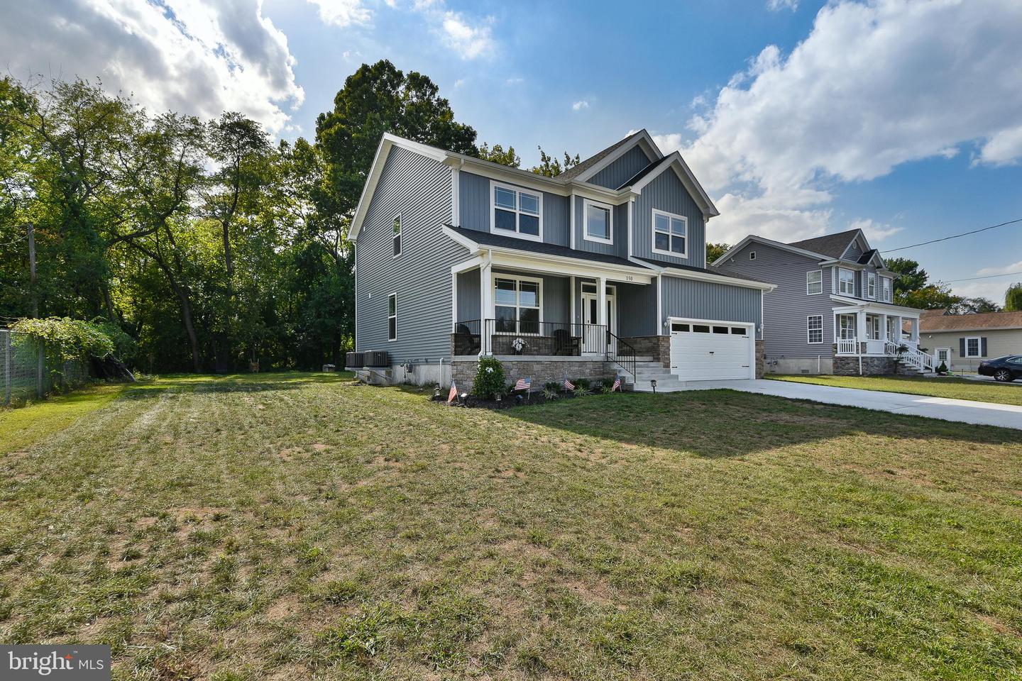 150 Fairfax Dr