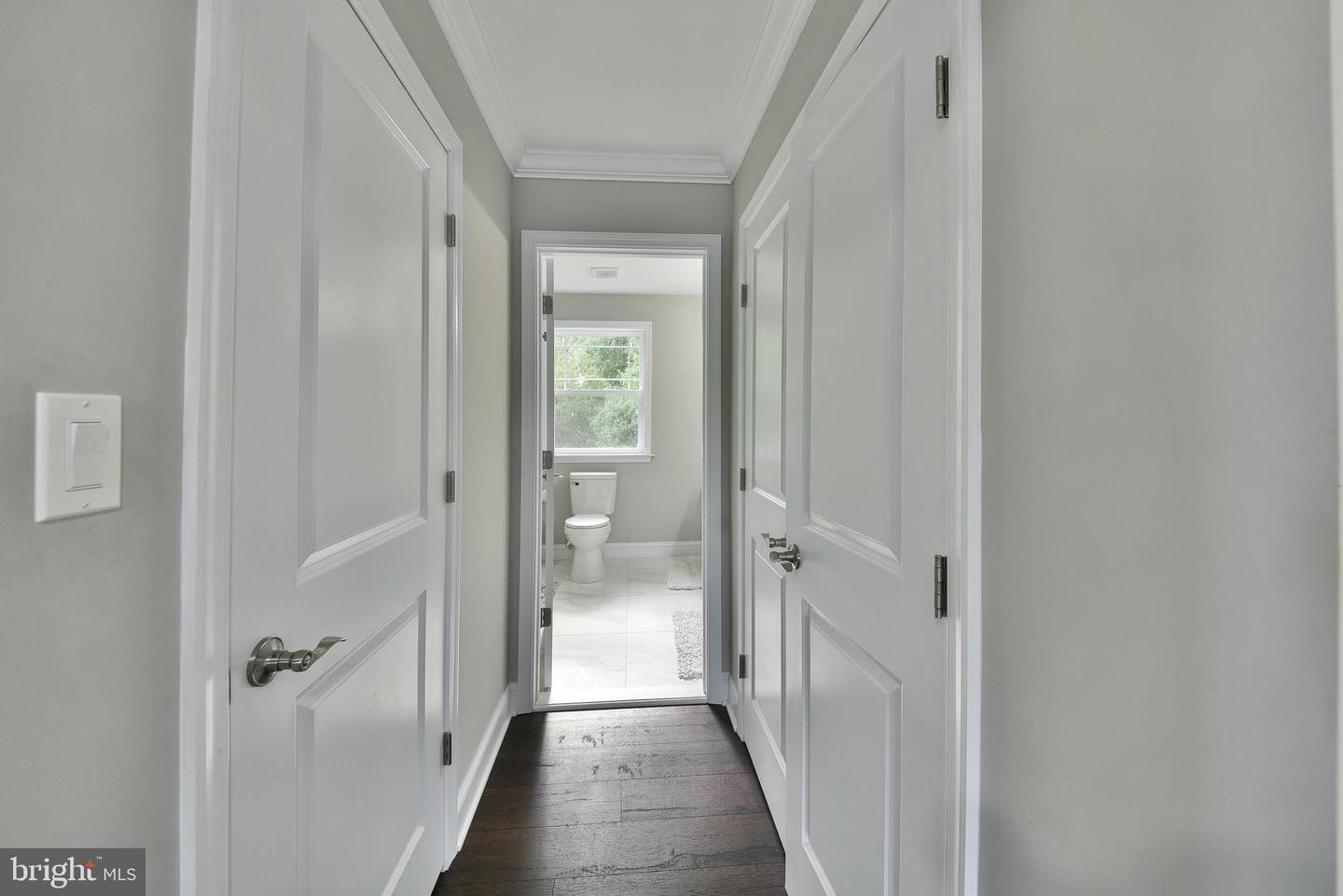 150 Fairfax Dr