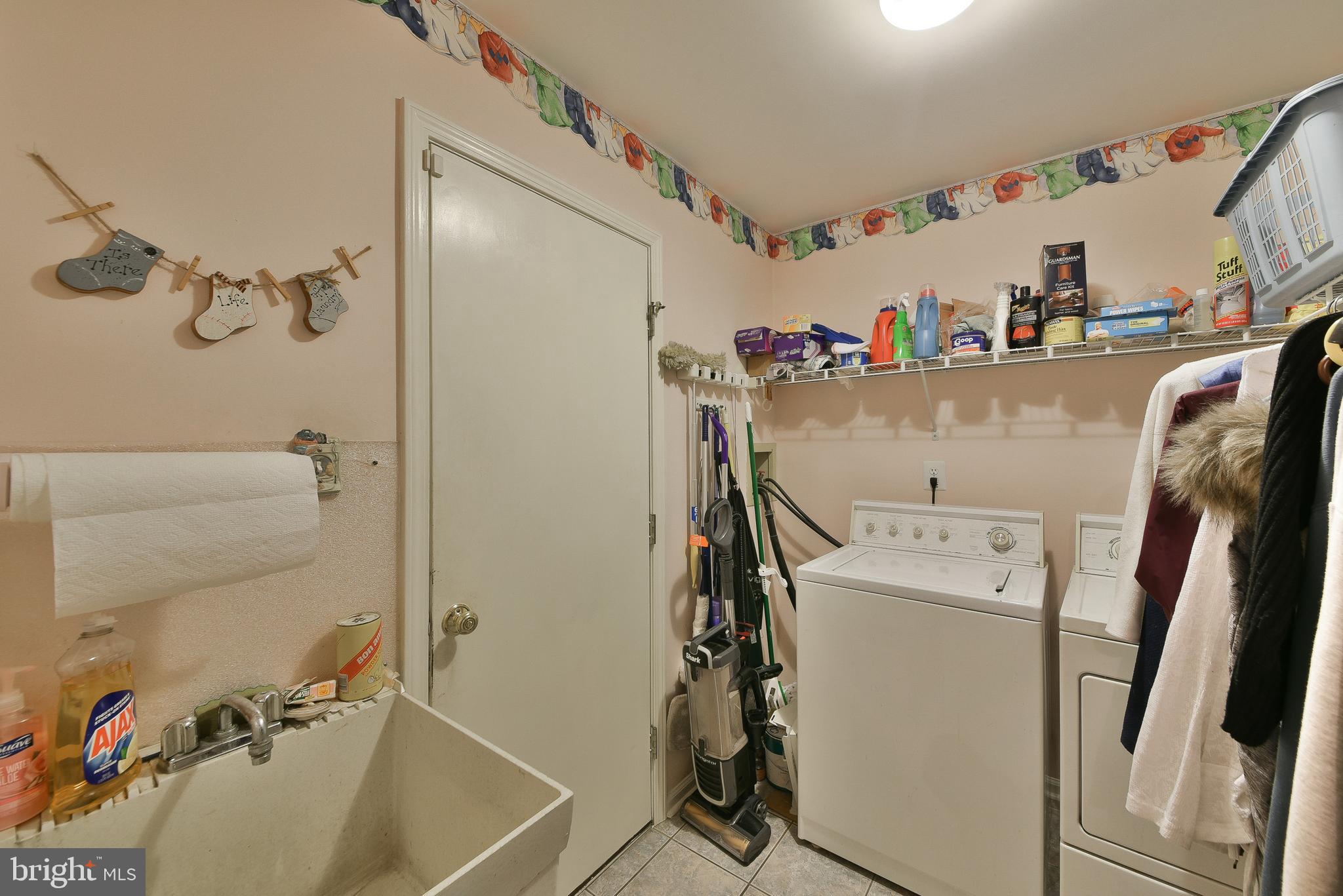 1 SUNNYSIDE COURT