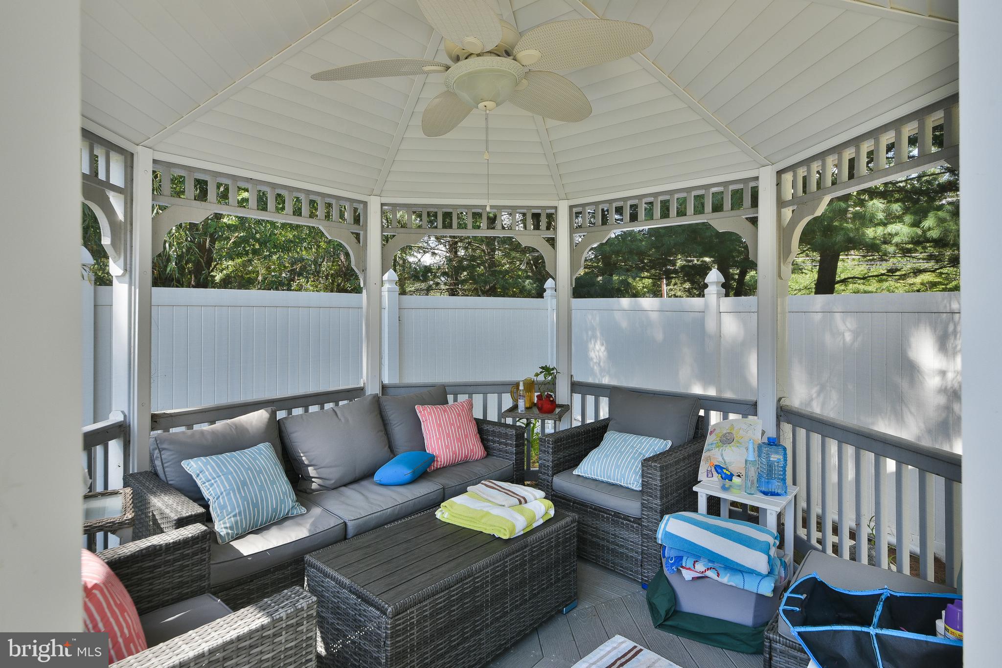 1 SUNNYSIDE COURT