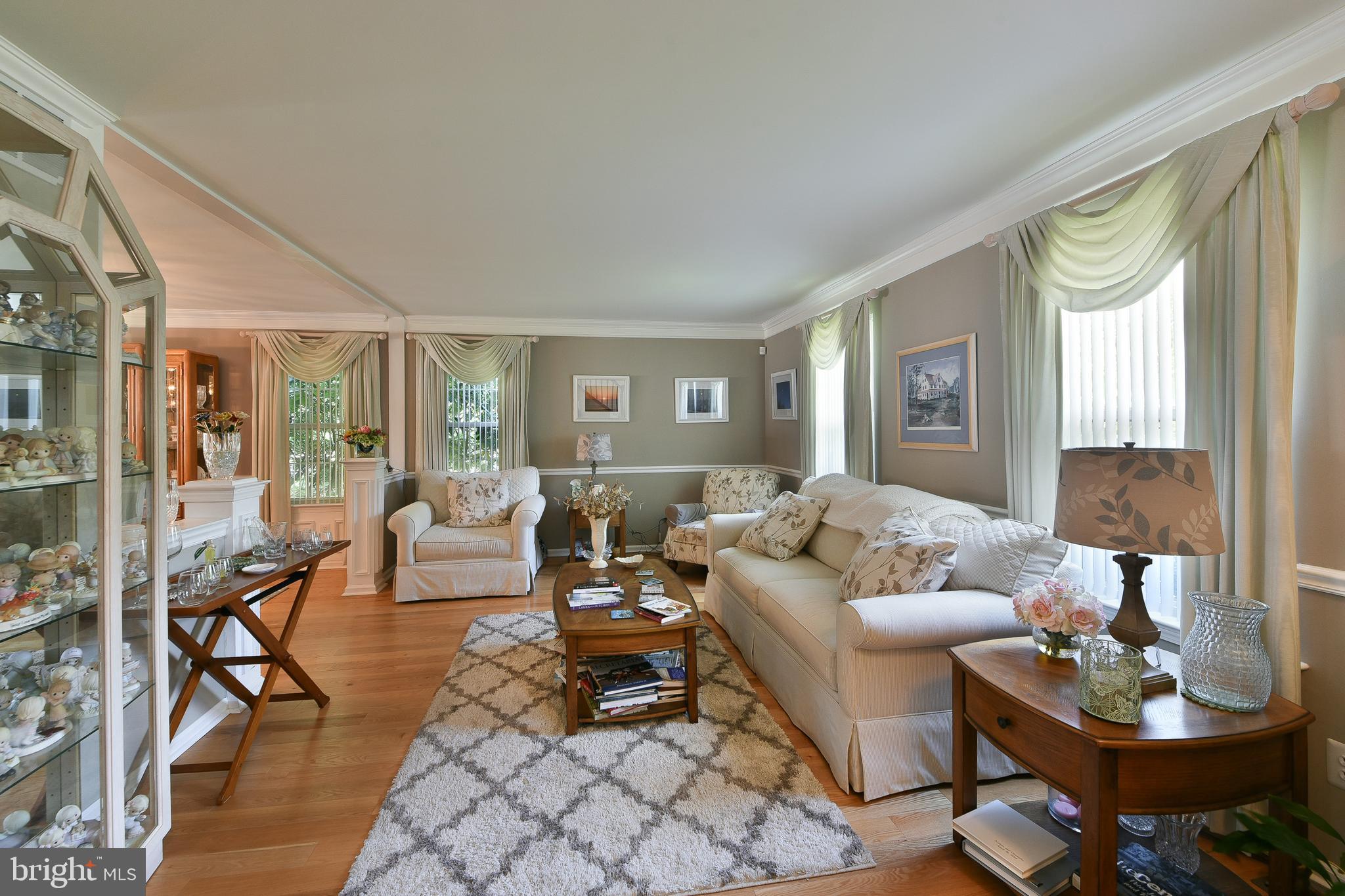 1 SUNNYSIDE COURT