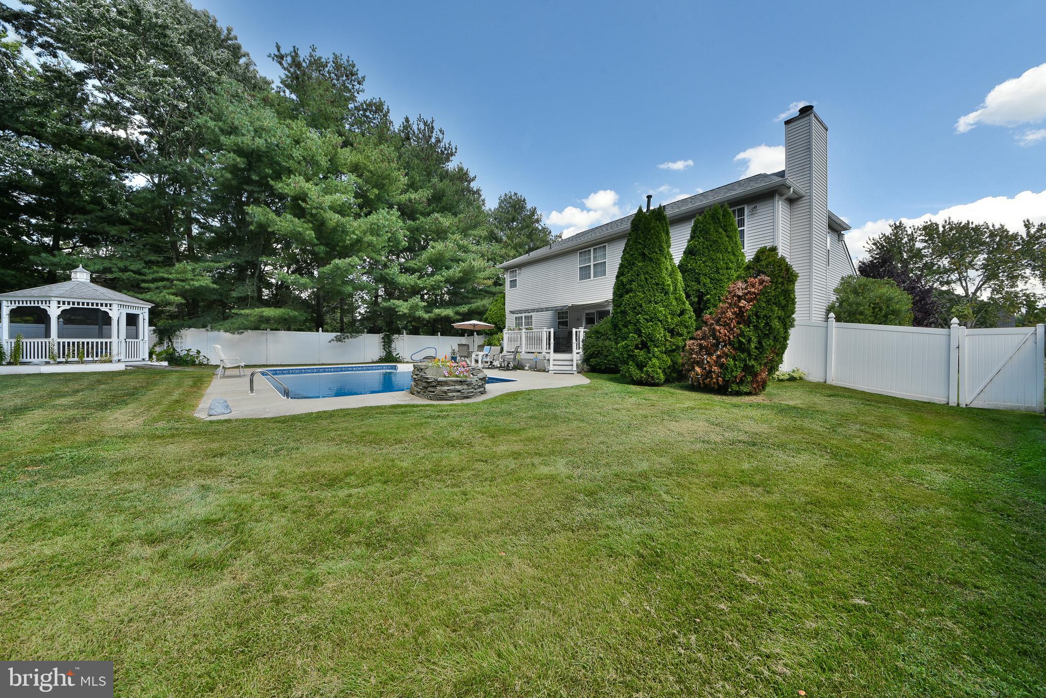 1 SUNNYSIDE COURT