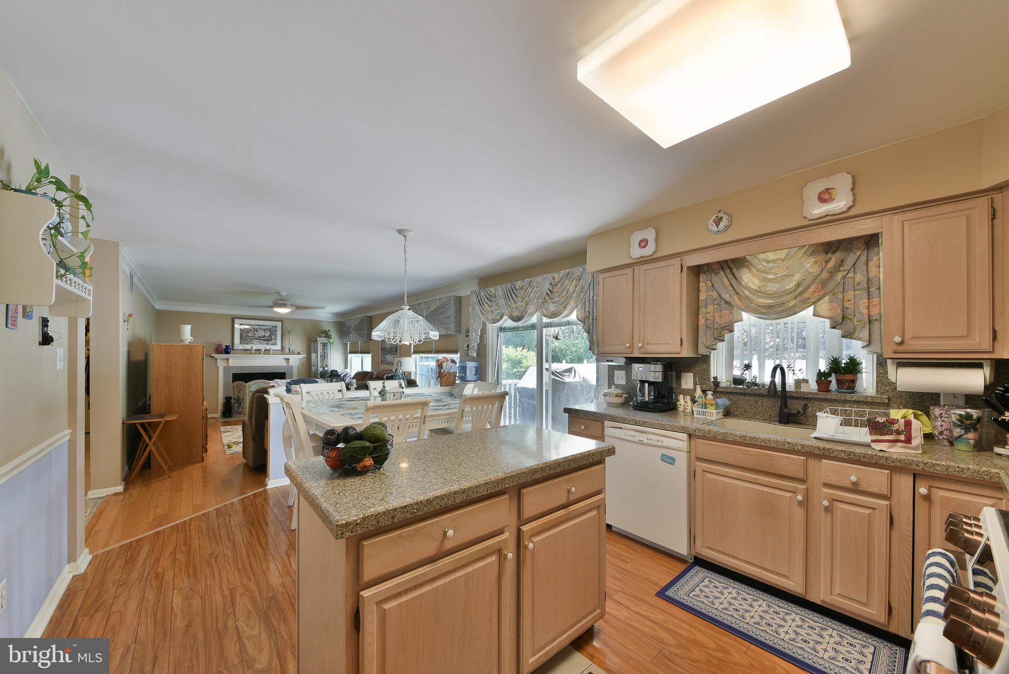 1 SUNNYSIDE COURT
