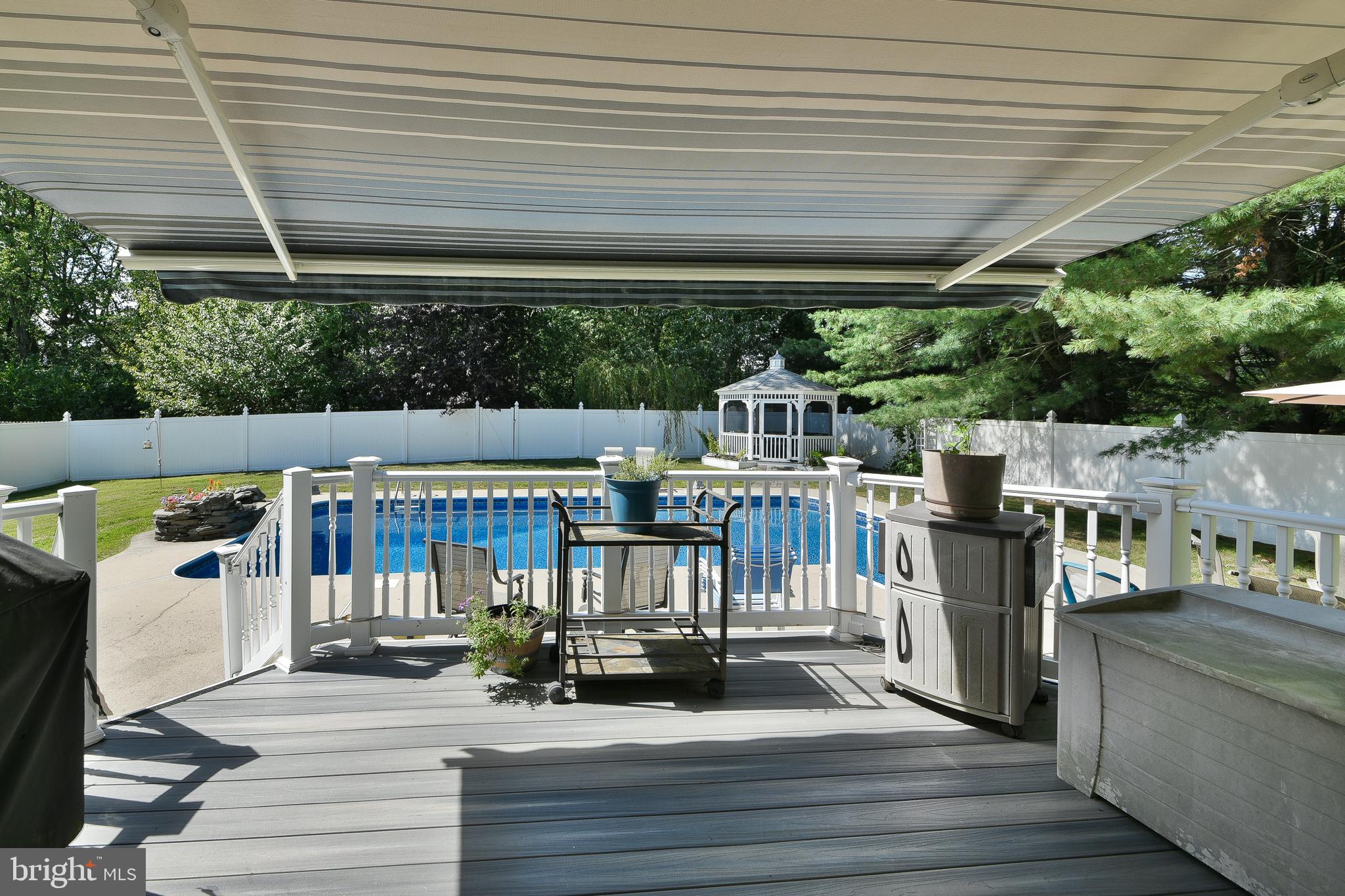 1 SUNNYSIDE COURT