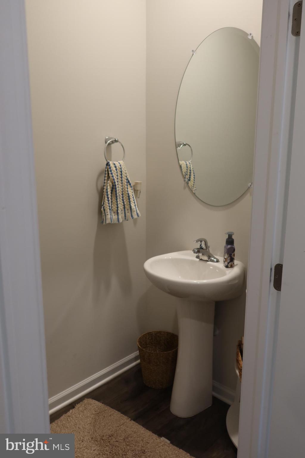 213 MAZZEO DR