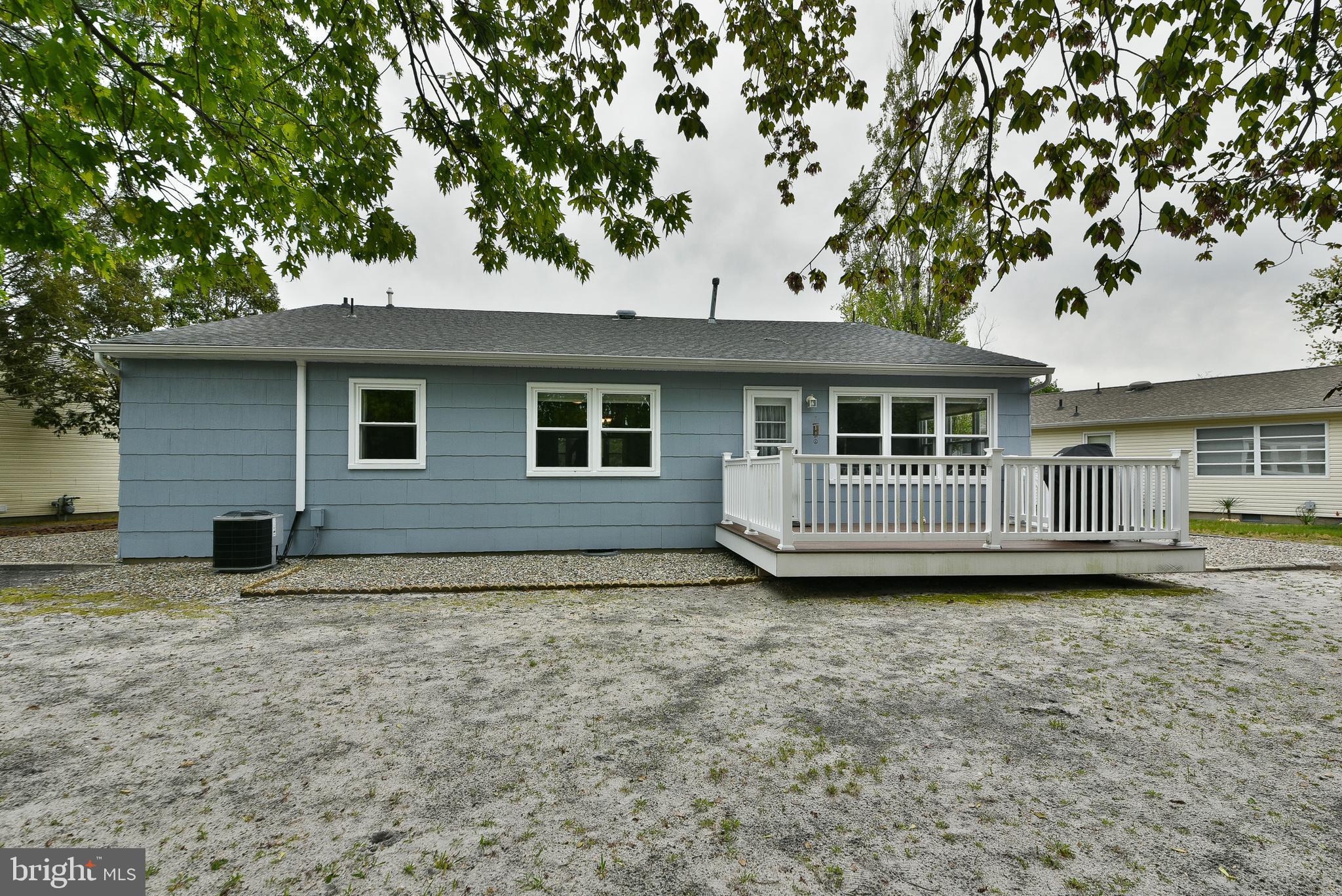 106 HATFIELD COURT