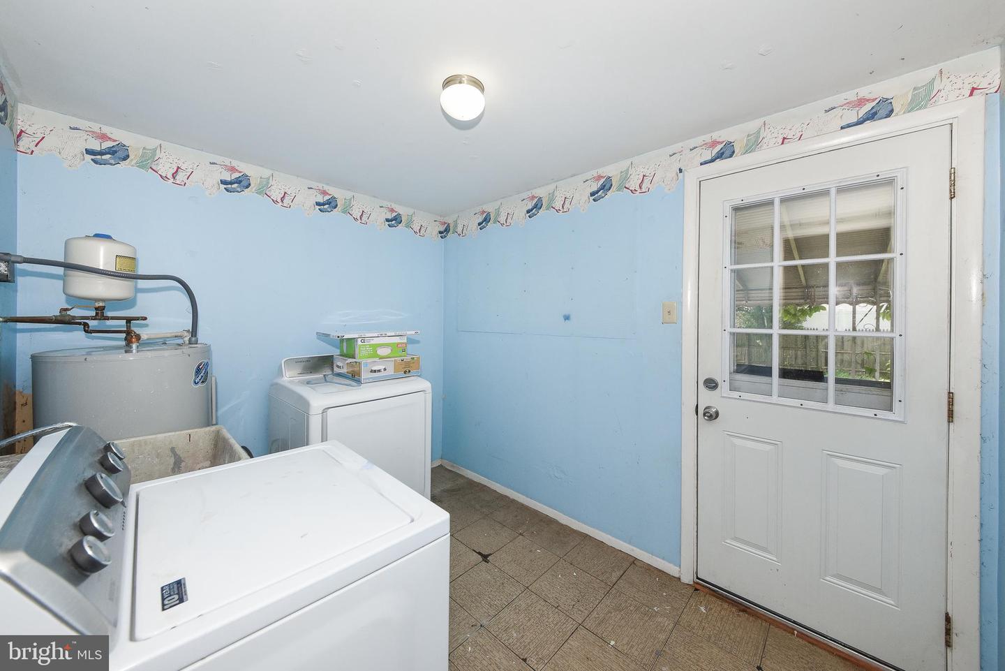 2683 FINLEY AVENUE