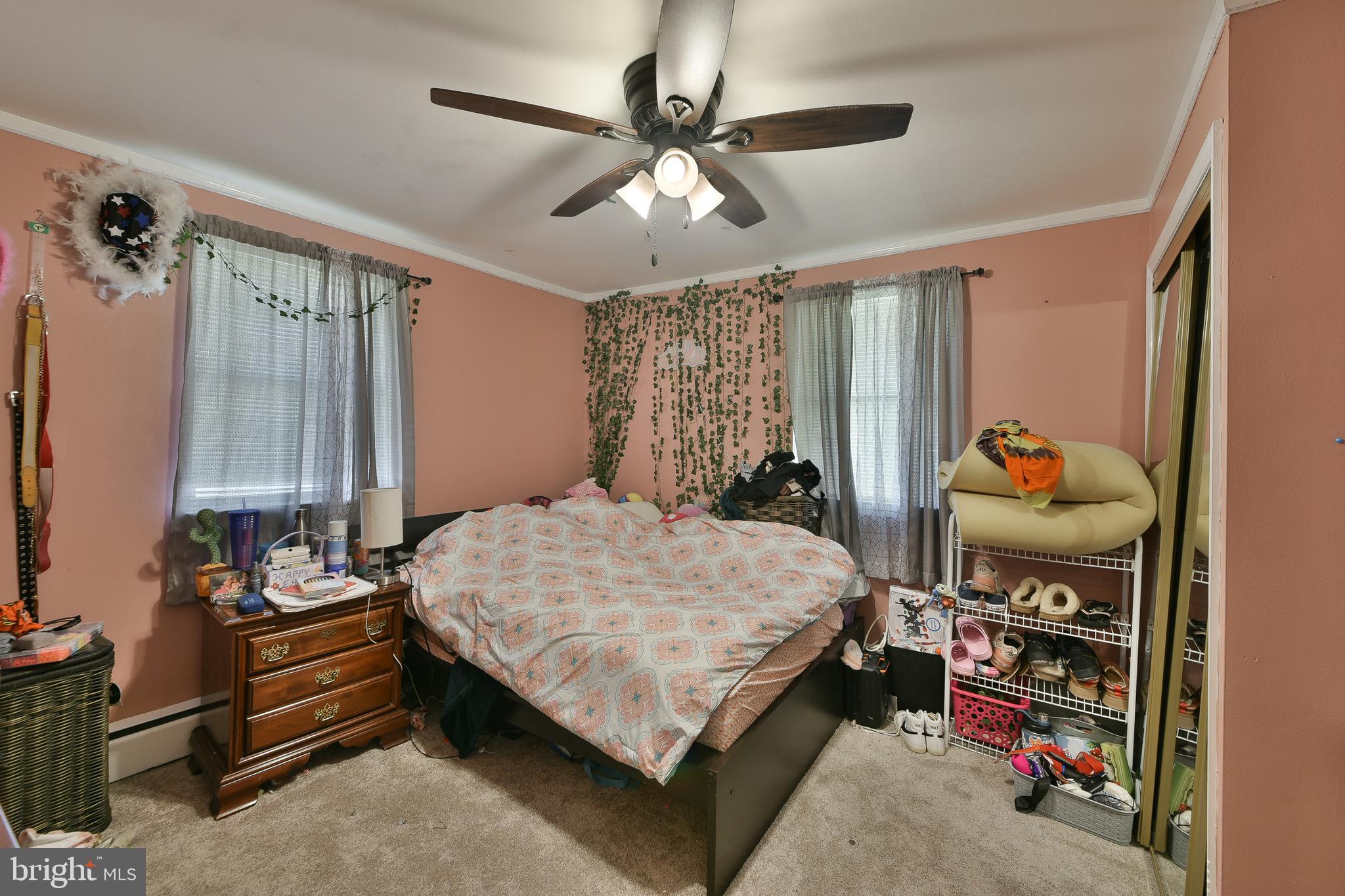 3838 Redwood Ave