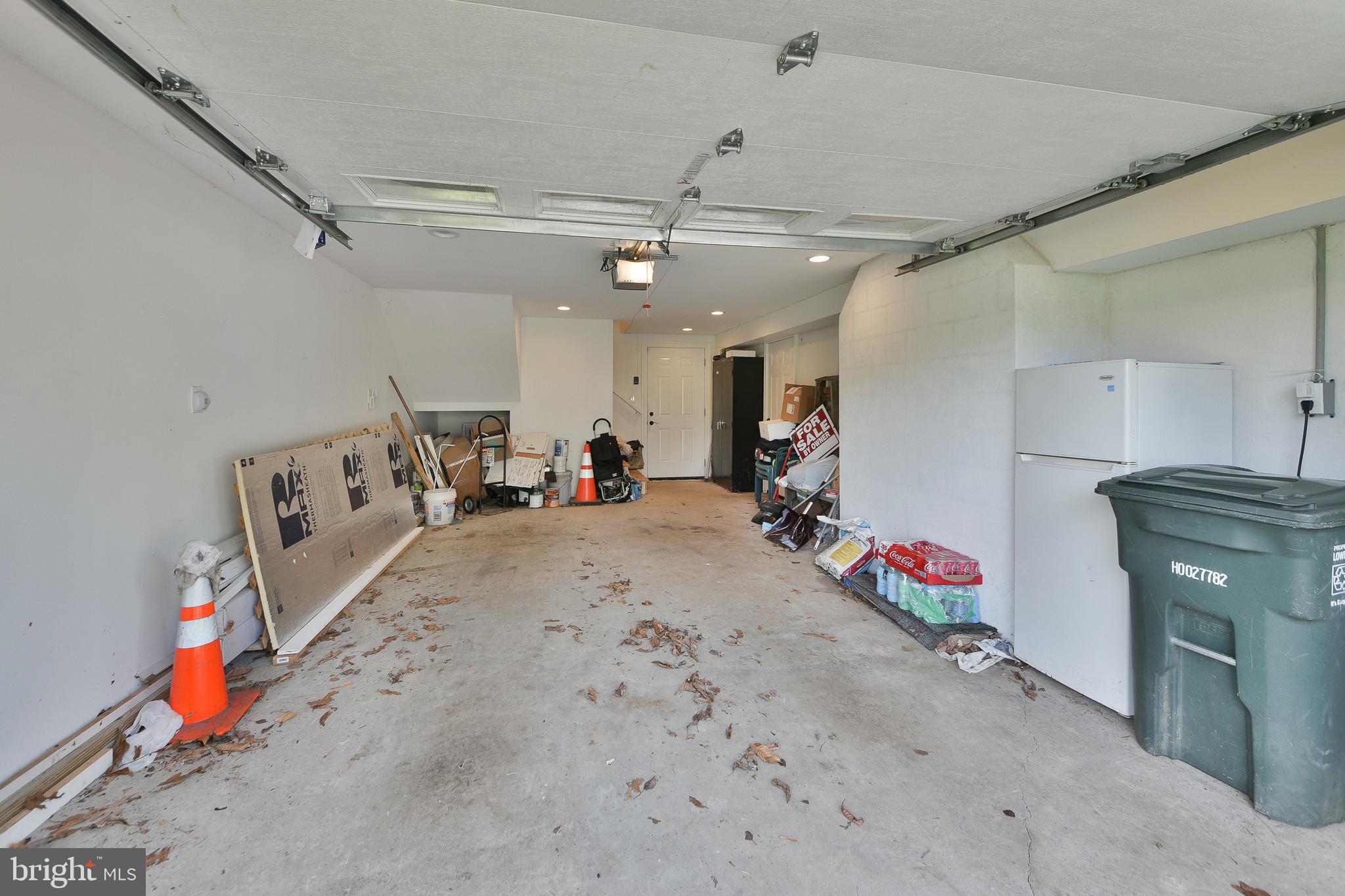 51 Lewis St