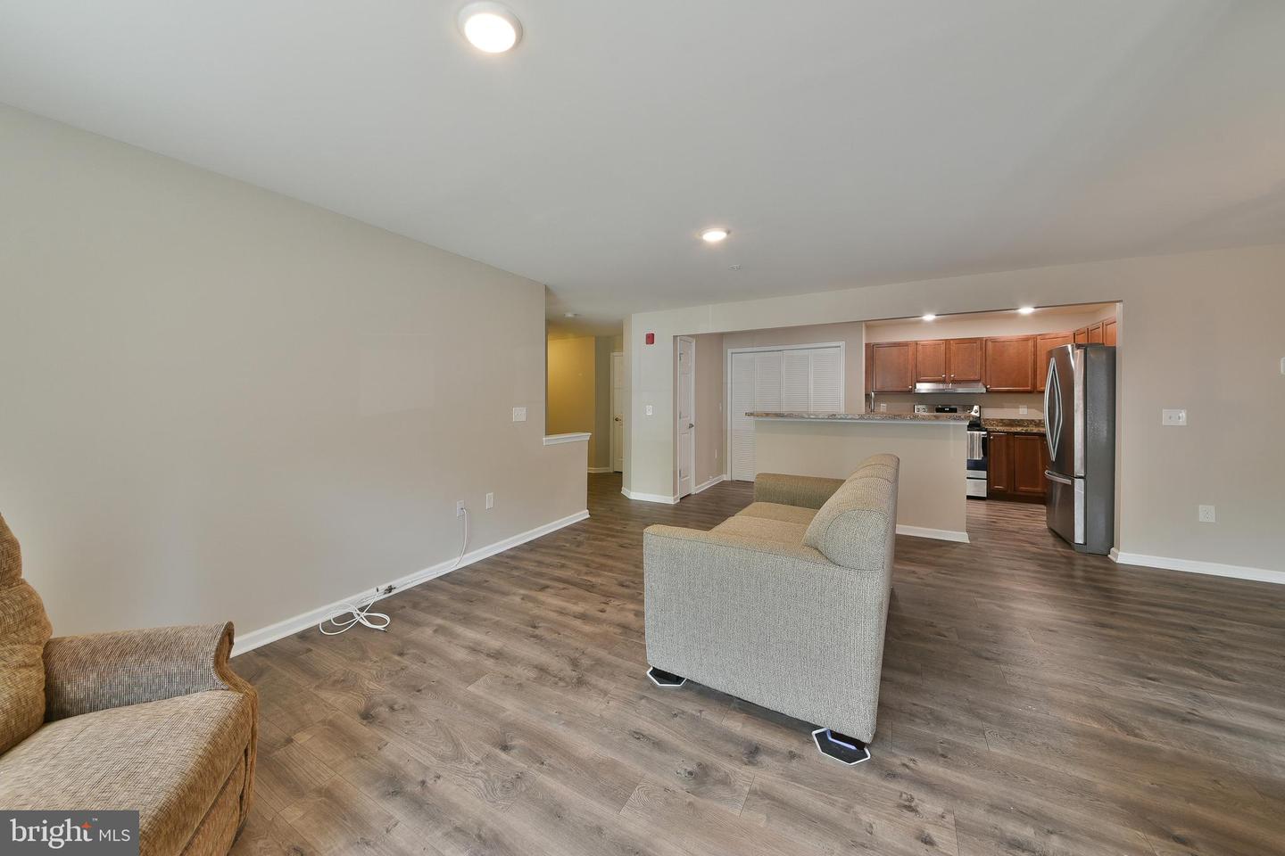 1512 Moore St #104