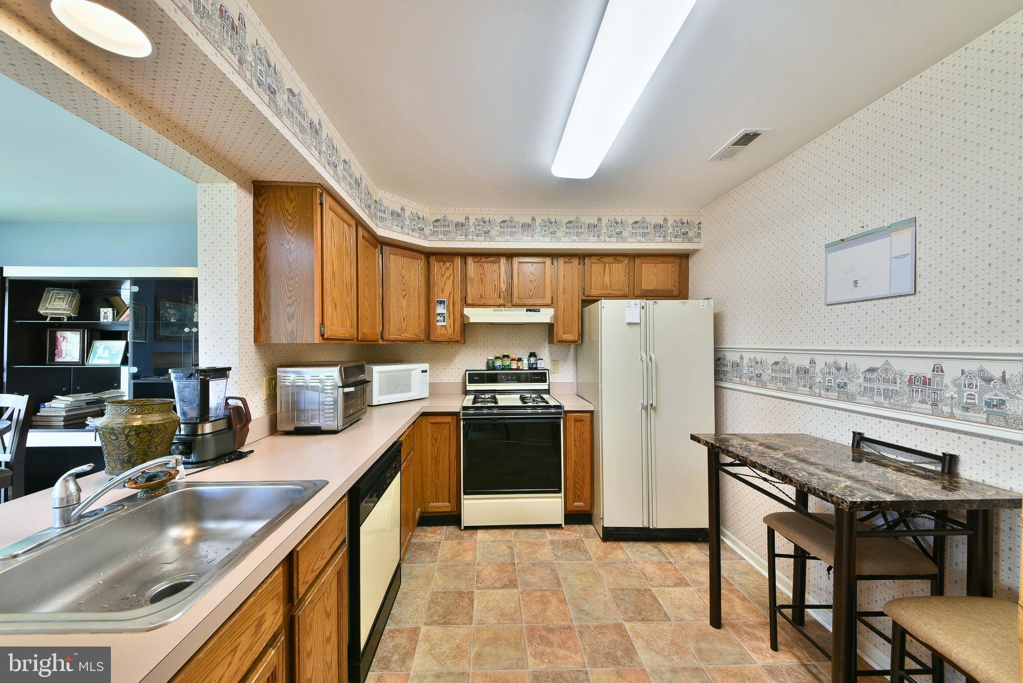 14 NUTMEG PLACE