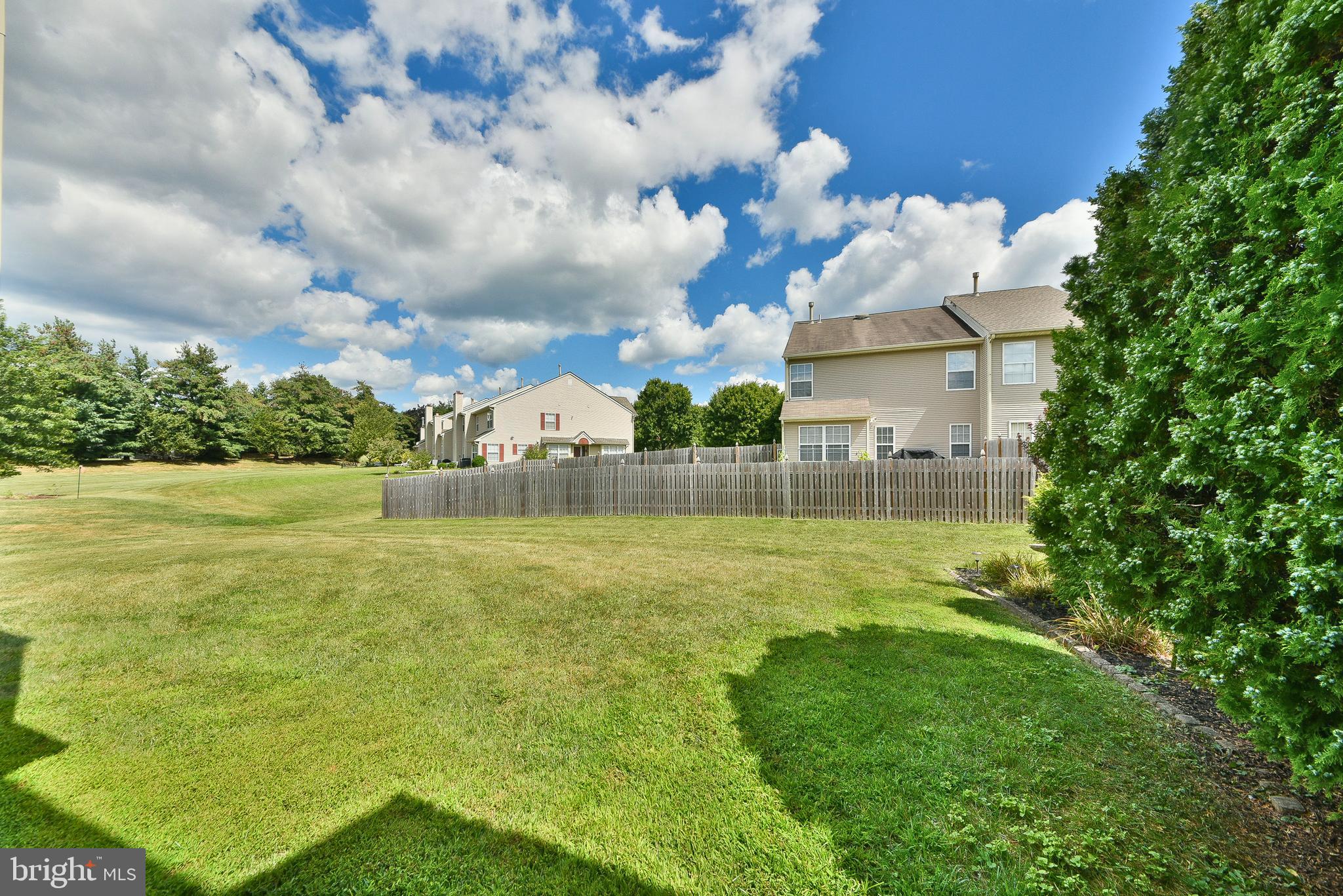 14 NUTMEG PLACE