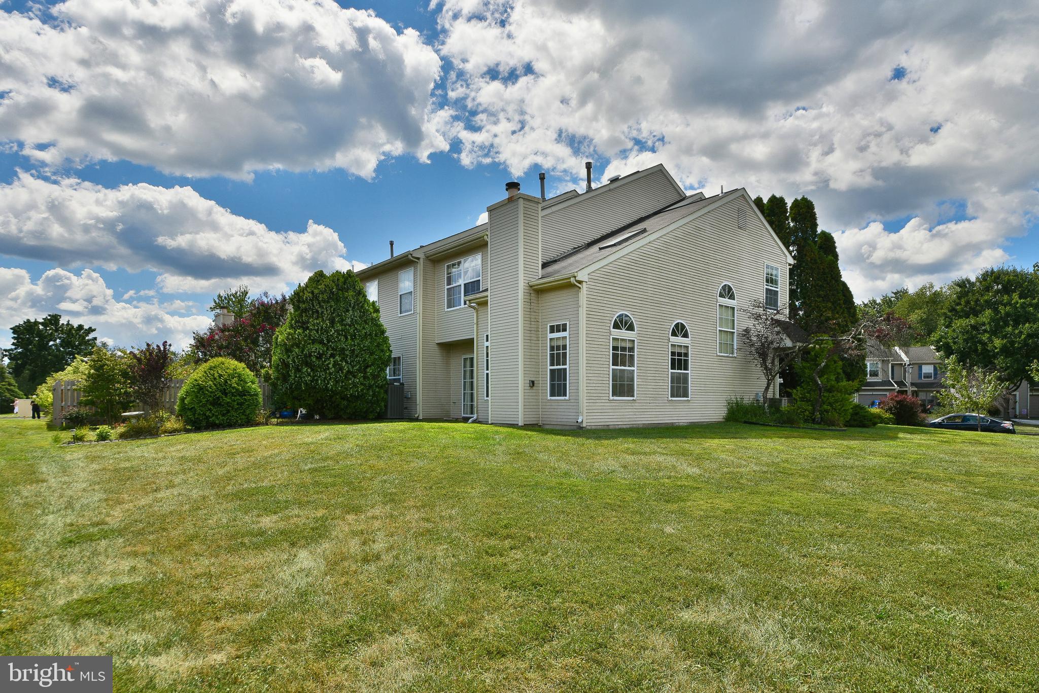 14 NUTMEG PLACE