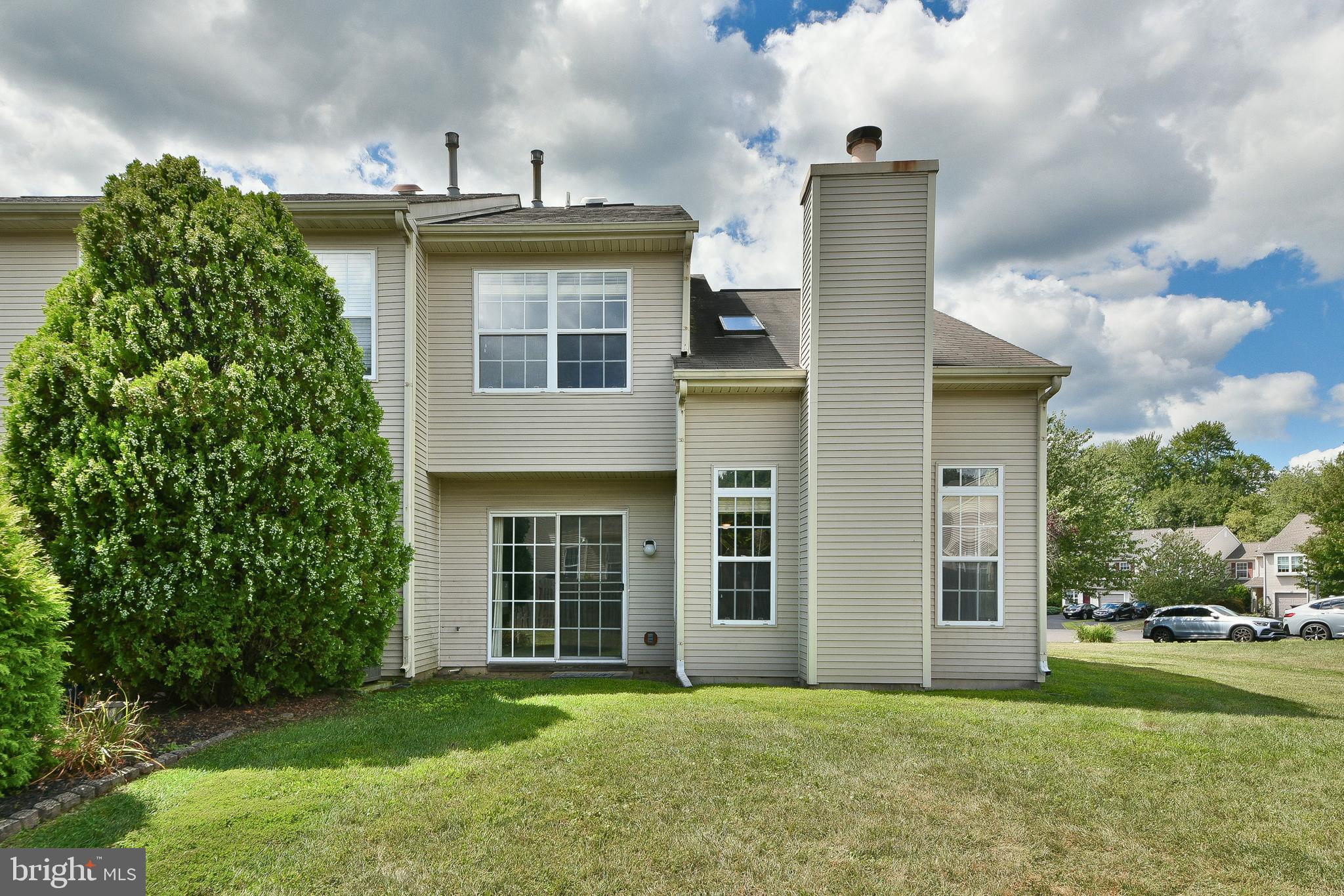 14 NUTMEG PLACE