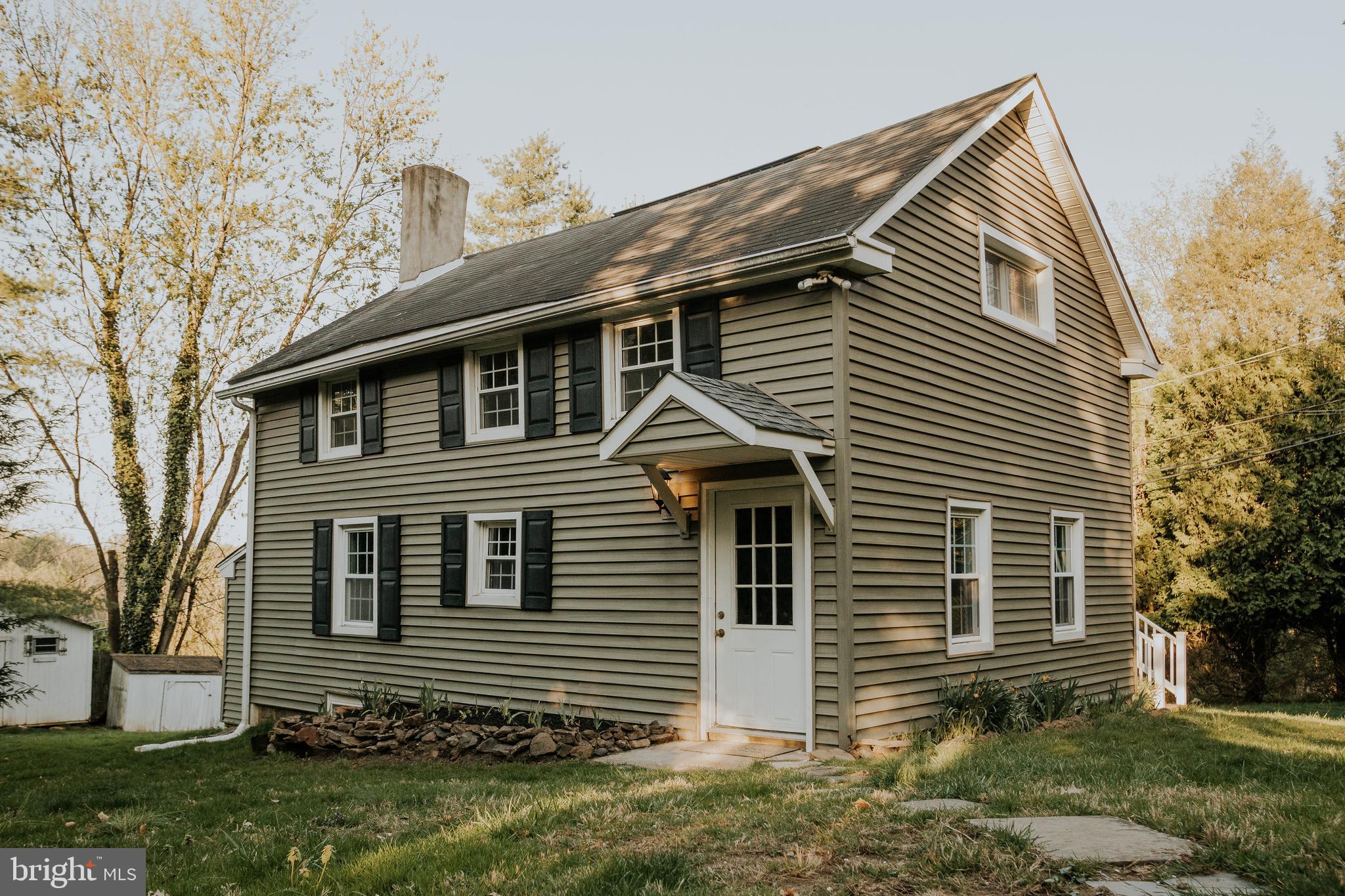 966 PAIGE COURT