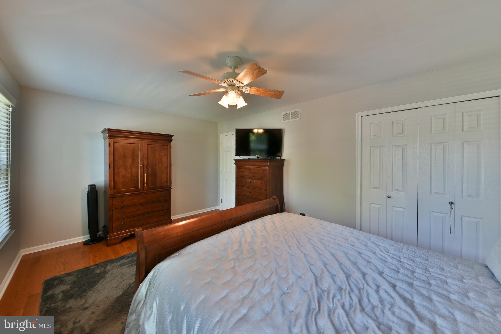 552 ZINN DRIVE