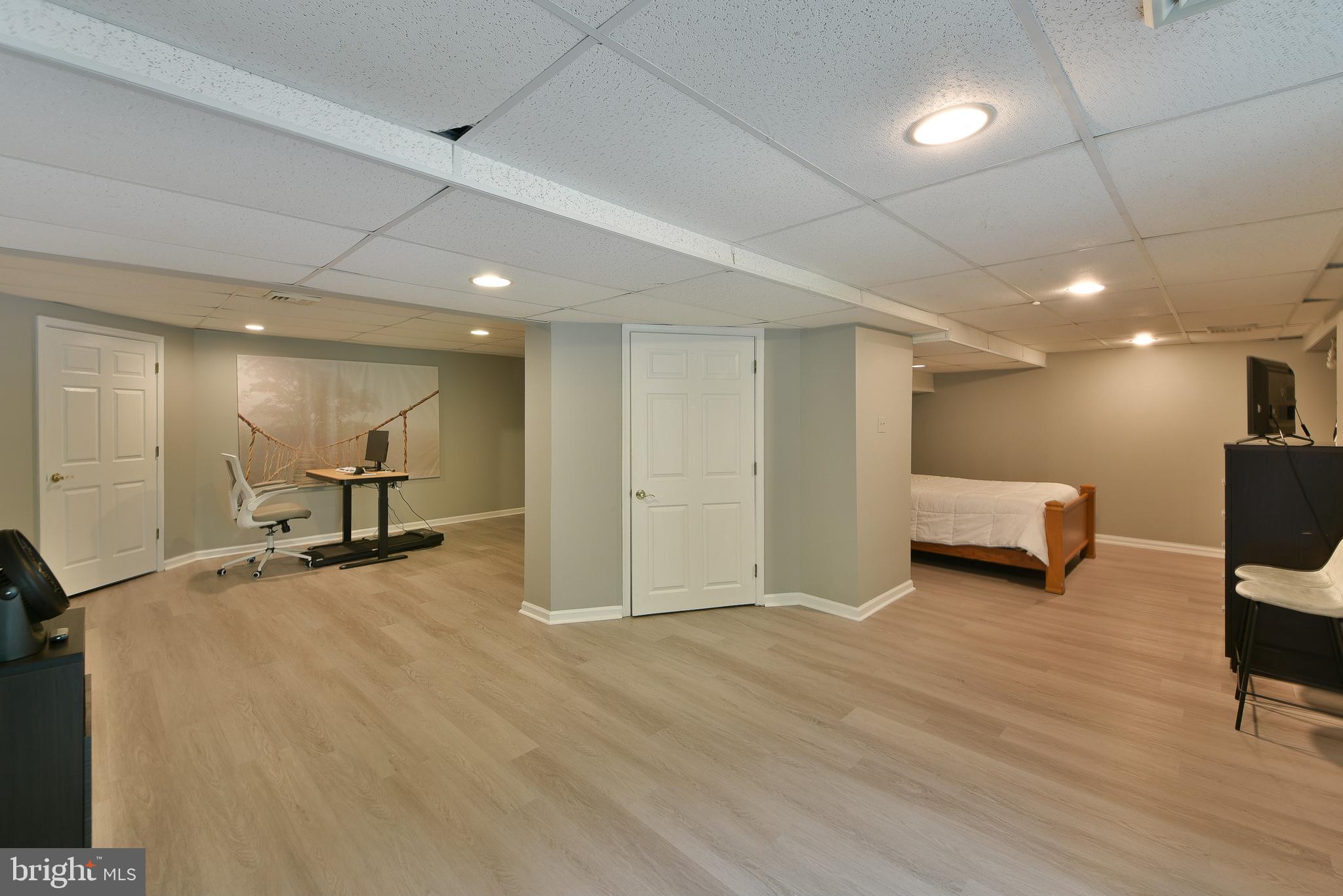 552 ZINN DRIVE