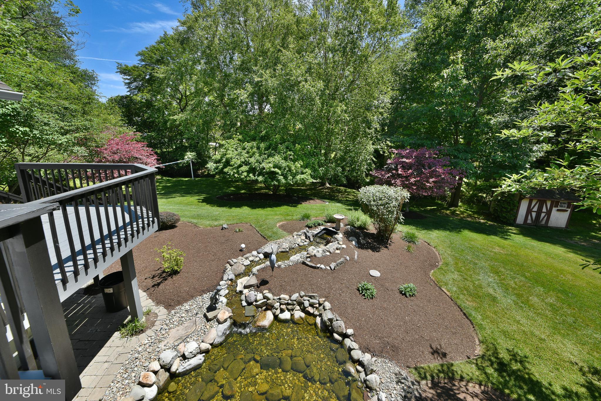 552 ZINN DRIVE
