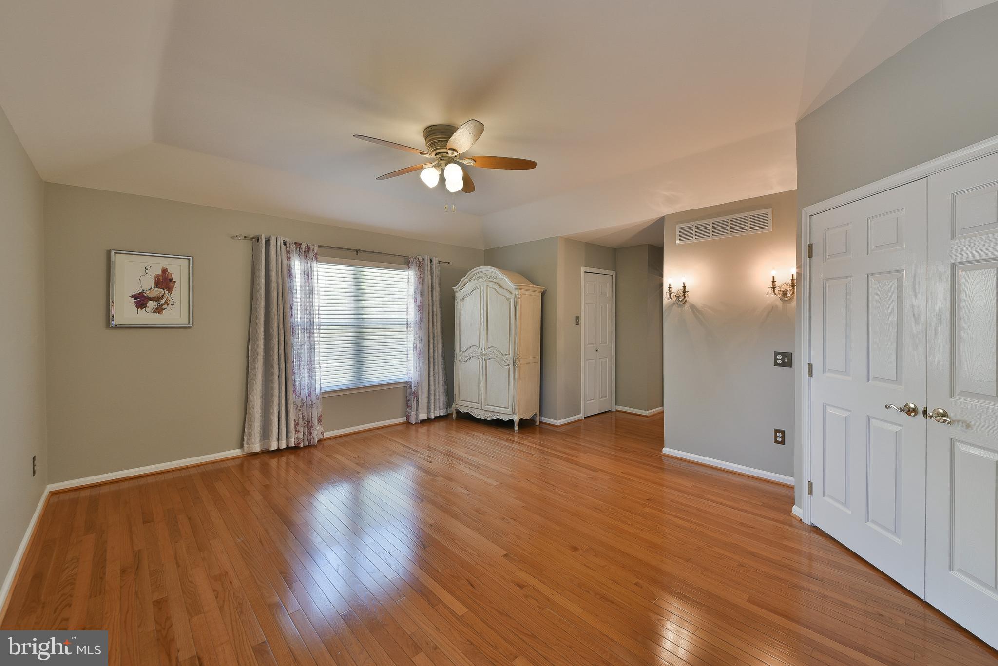 552 ZINN DRIVE