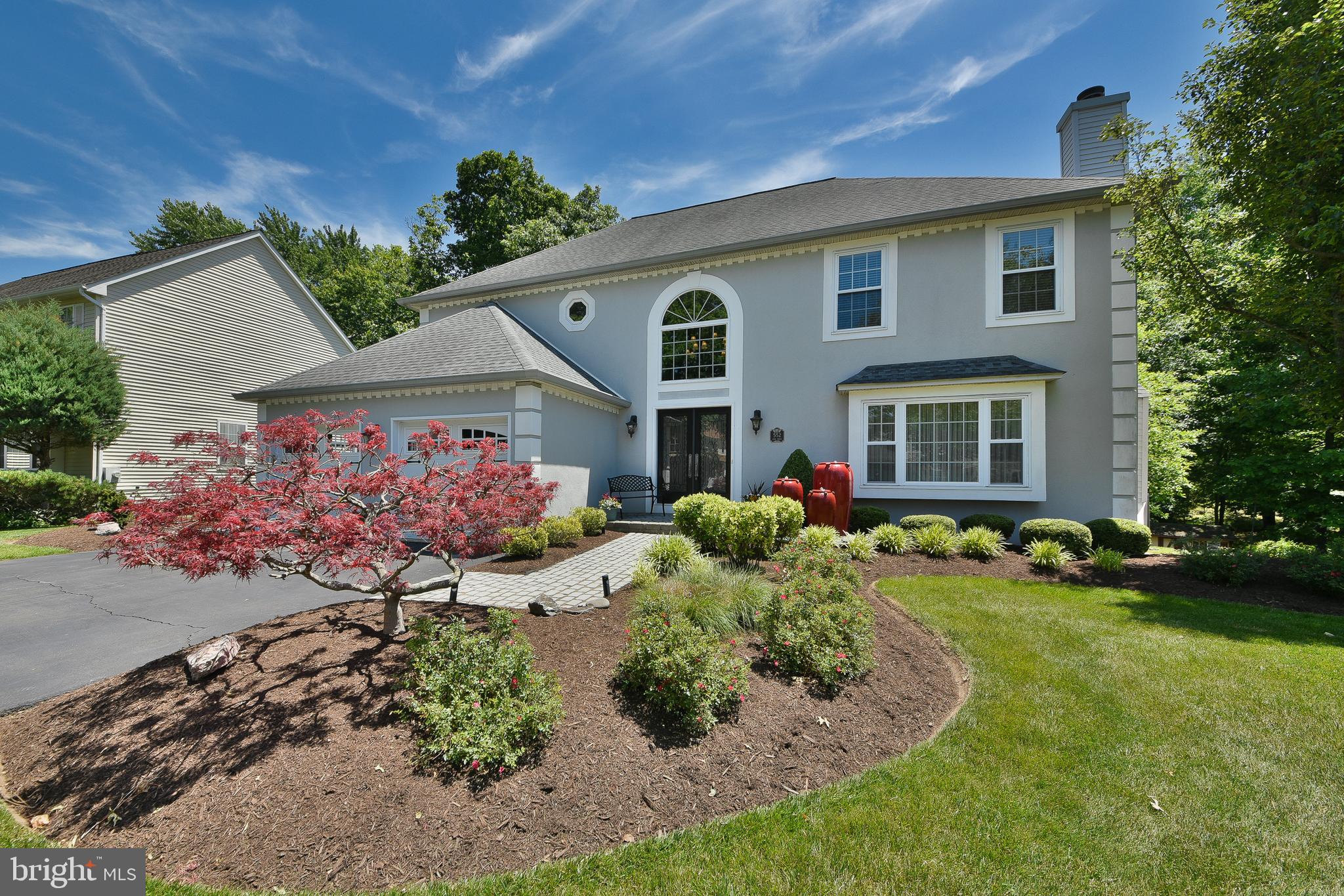 552 ZINN DRIVE