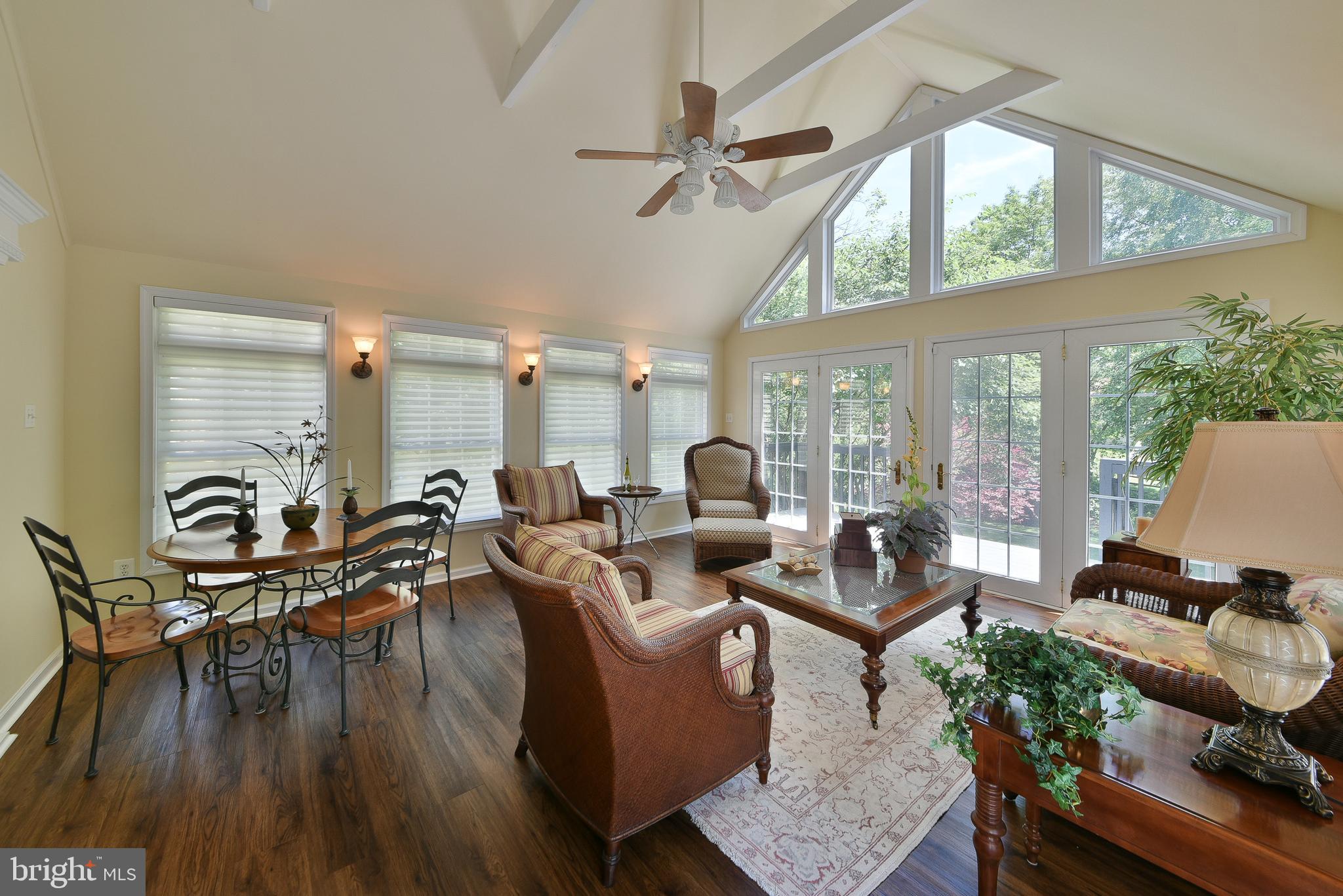 552 ZINN DRIVE