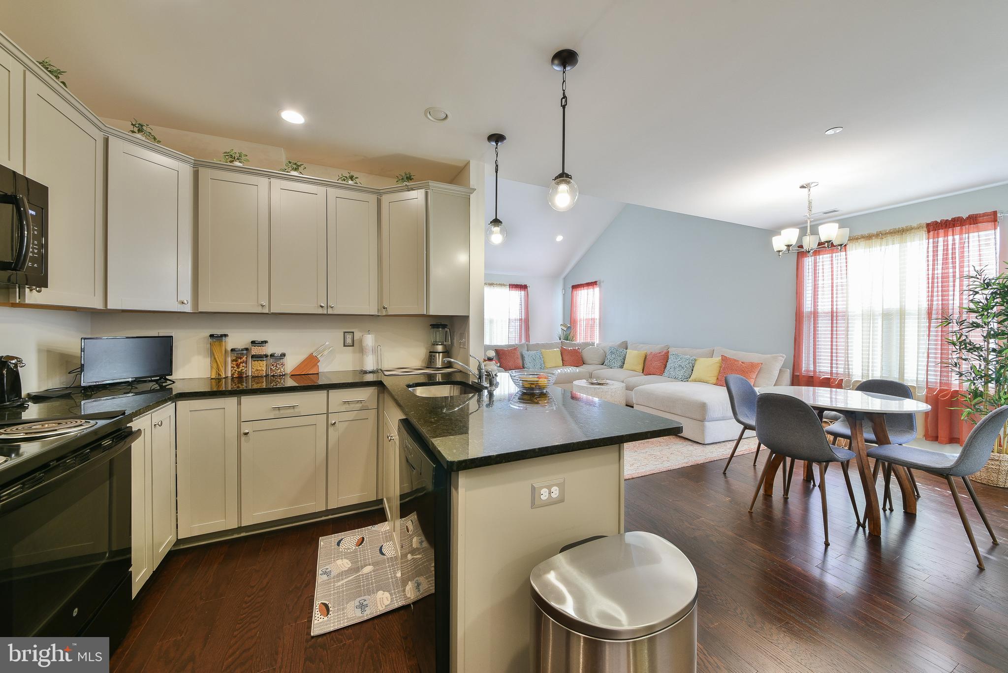 1529 Dekalb St #130