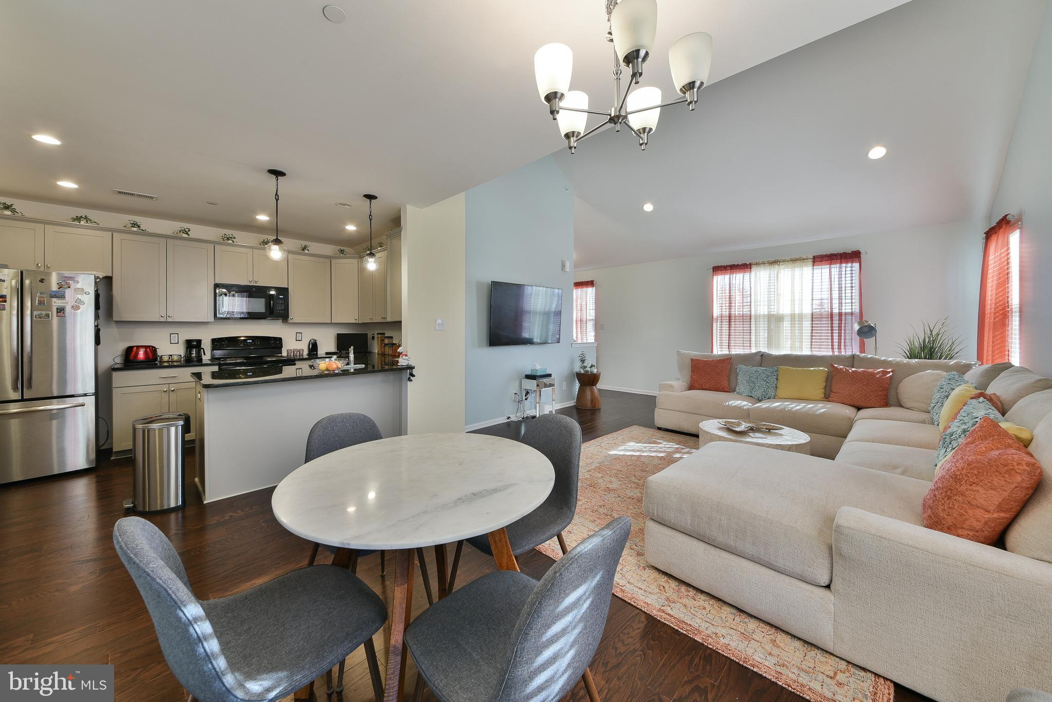 1529 Dekalb St #130