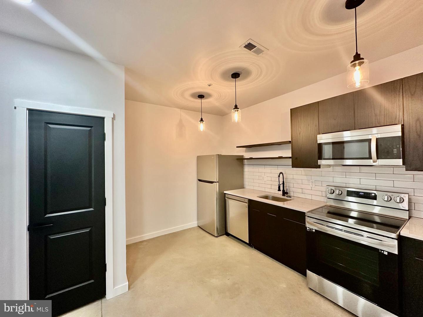 501 N CANNON AVE #B107