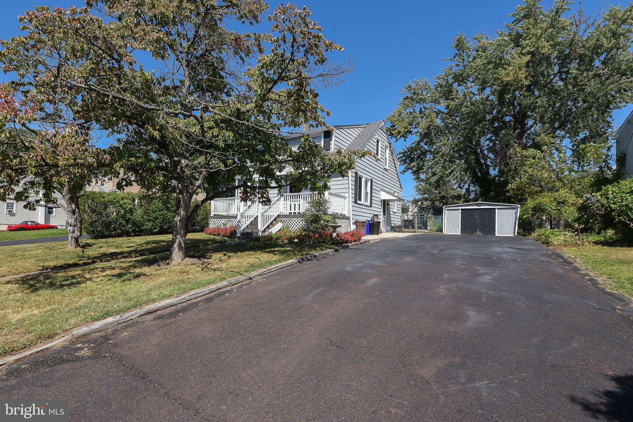 32 NORWYN ROAD