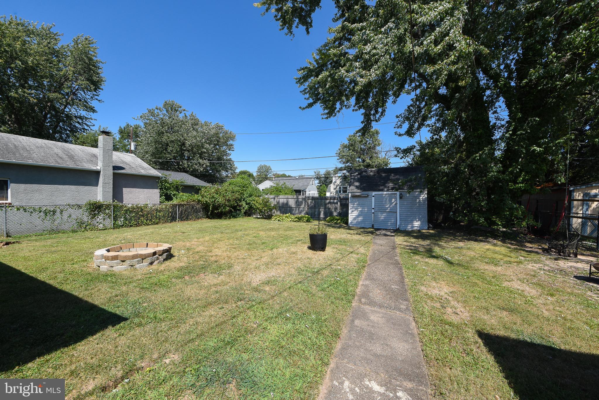 32 NORWYN ROAD