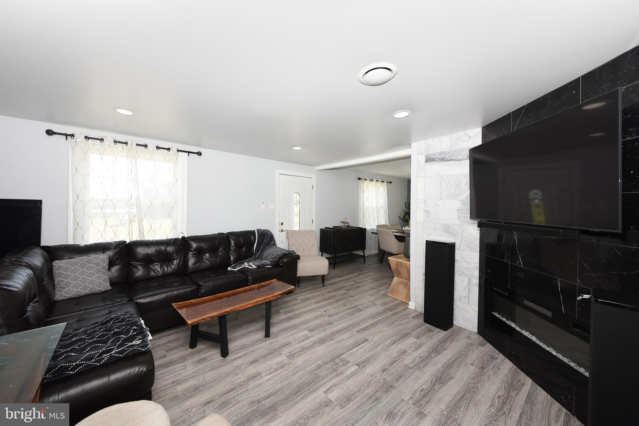 1014 N YORK ROAD