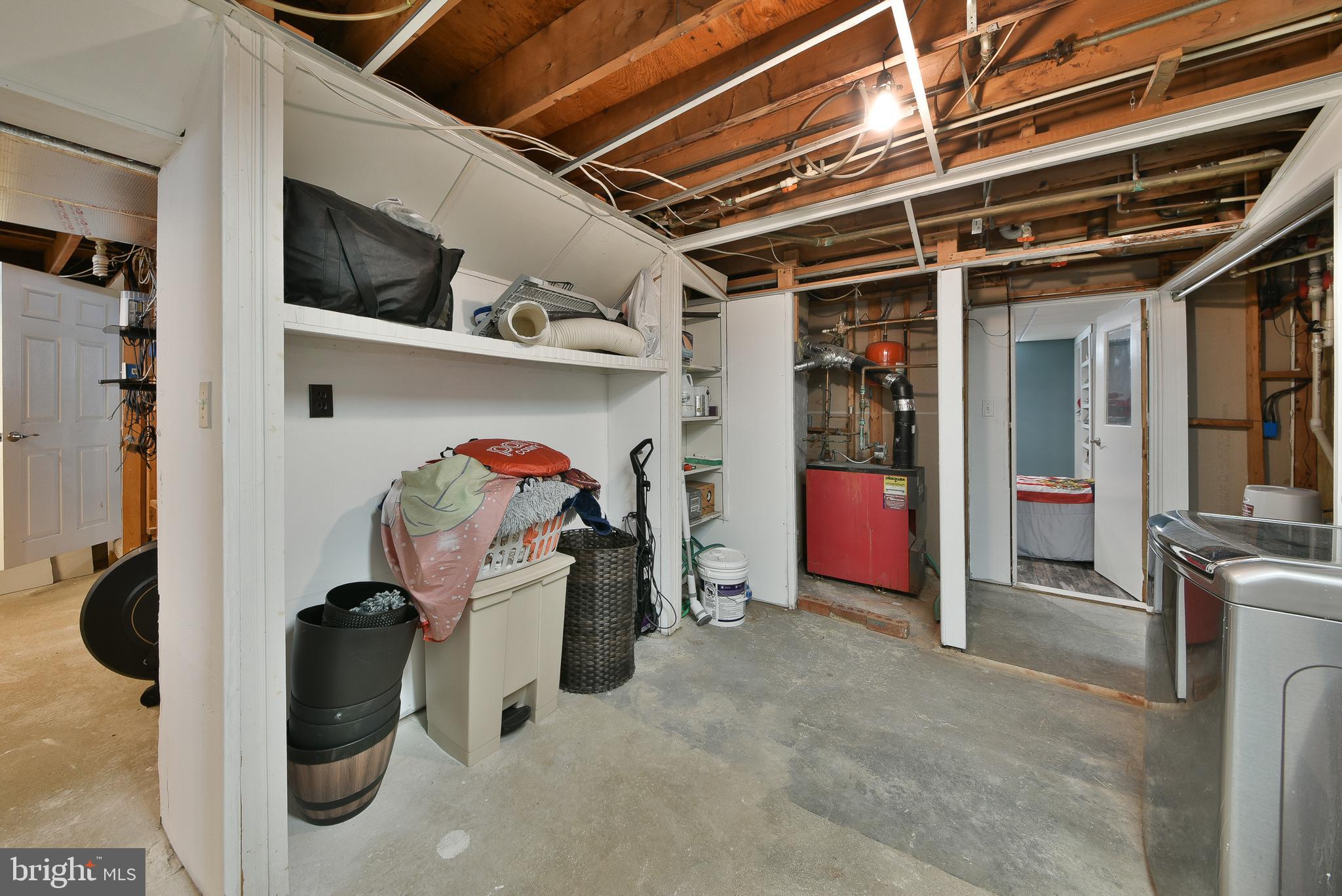 1653 FITZWATERTOWN ROAD