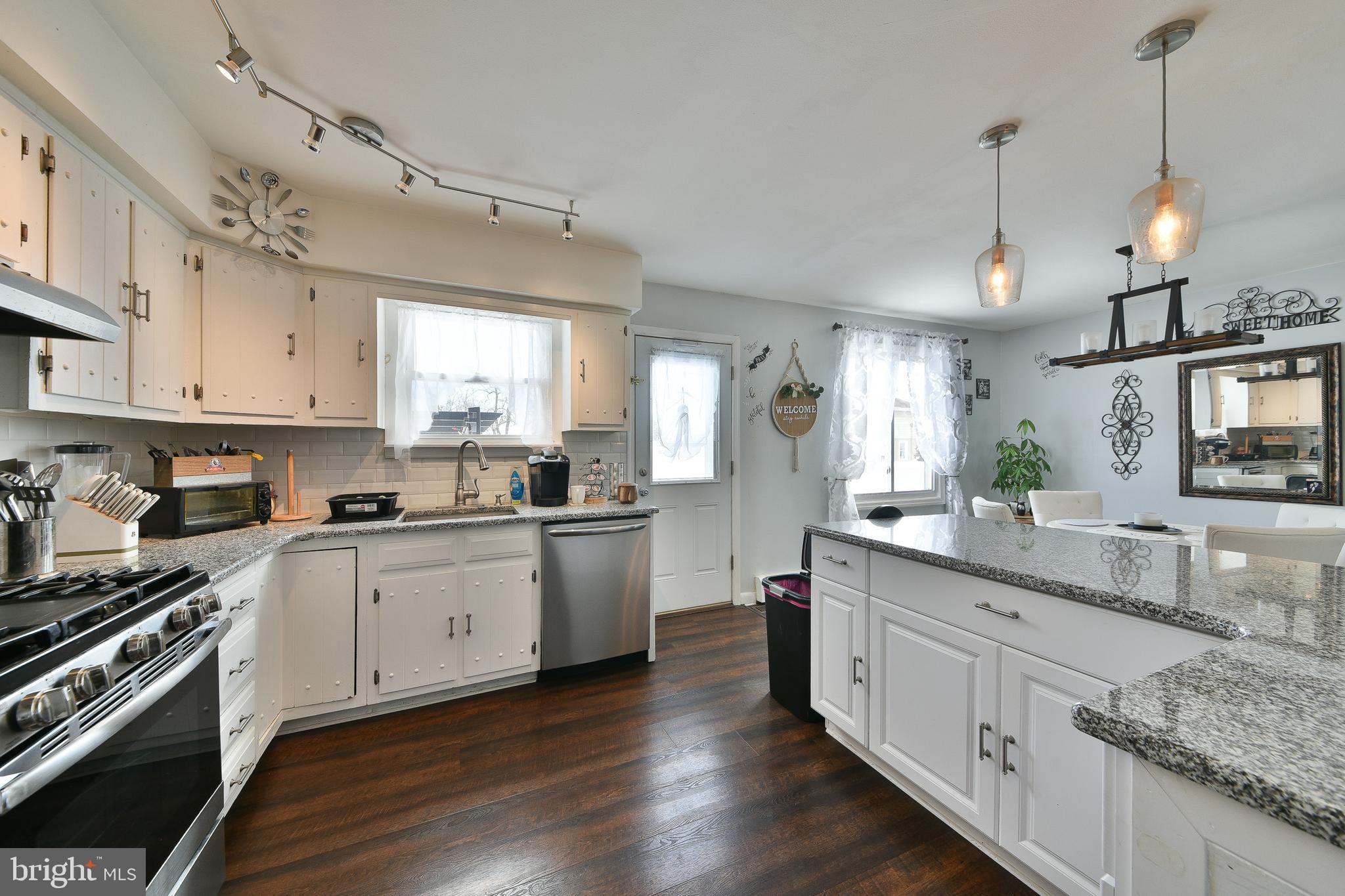 1653 FITZWATERTOWN ROAD