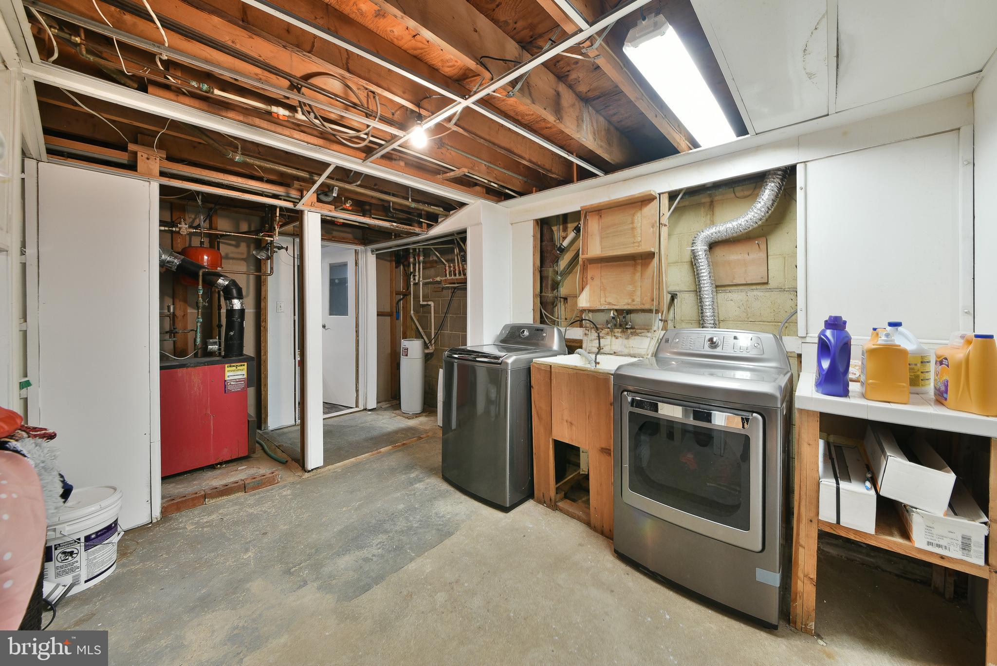 1653 FITZWATERTOWN ROAD